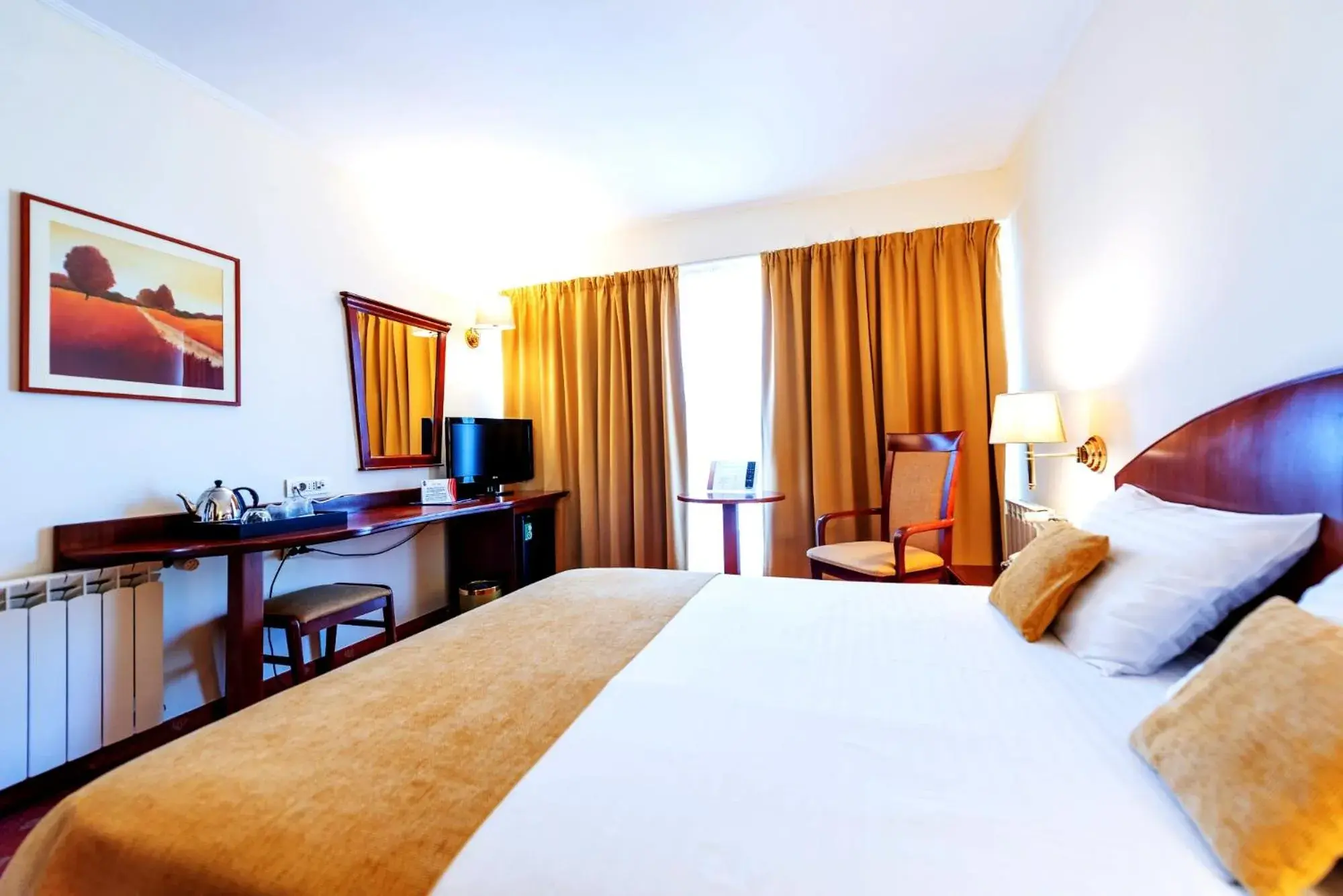 Property building, Bed in Hotel Minerva Property building, Bed in Hotel Minerva