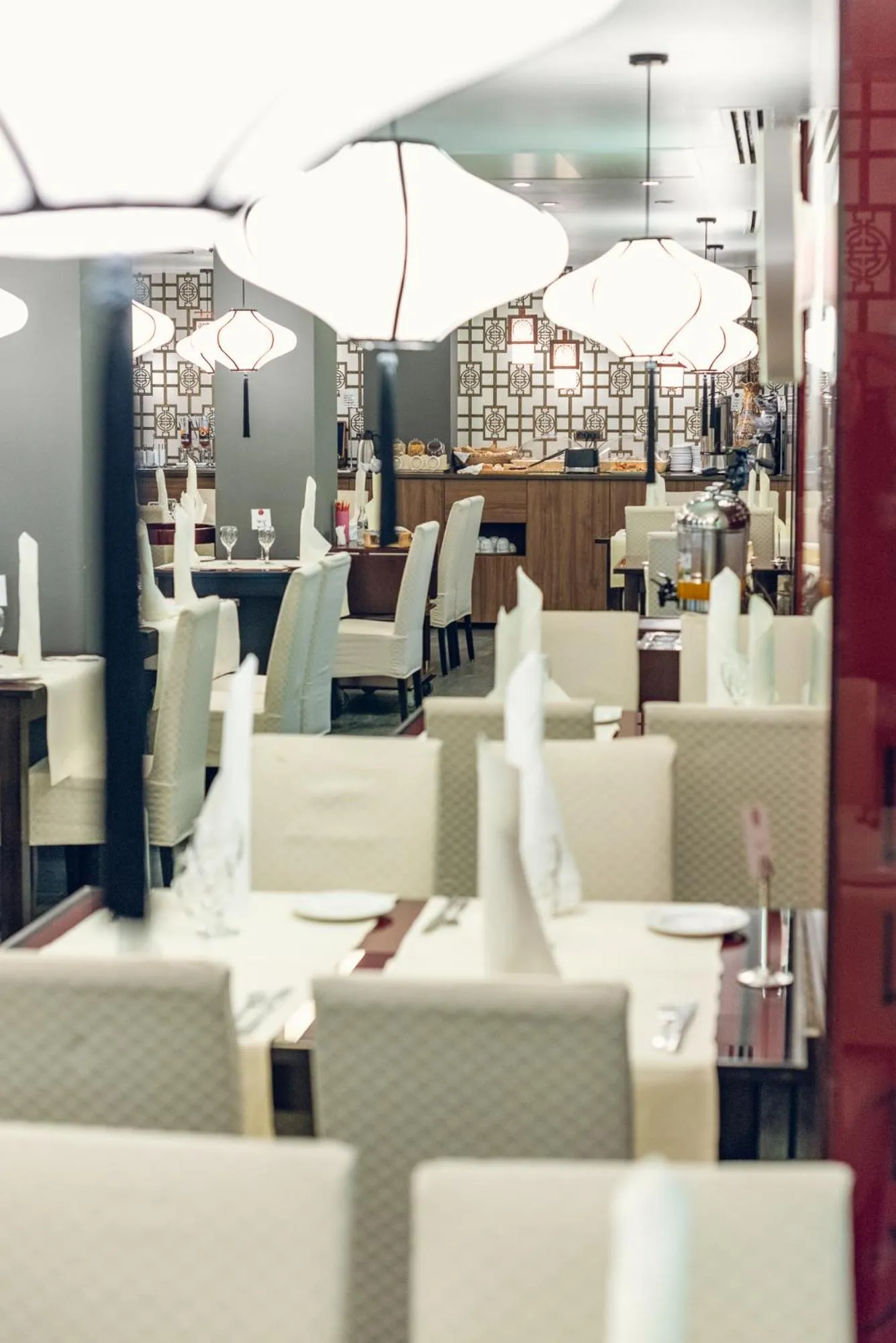 Restaurant/places to eat in Hotel Minerva