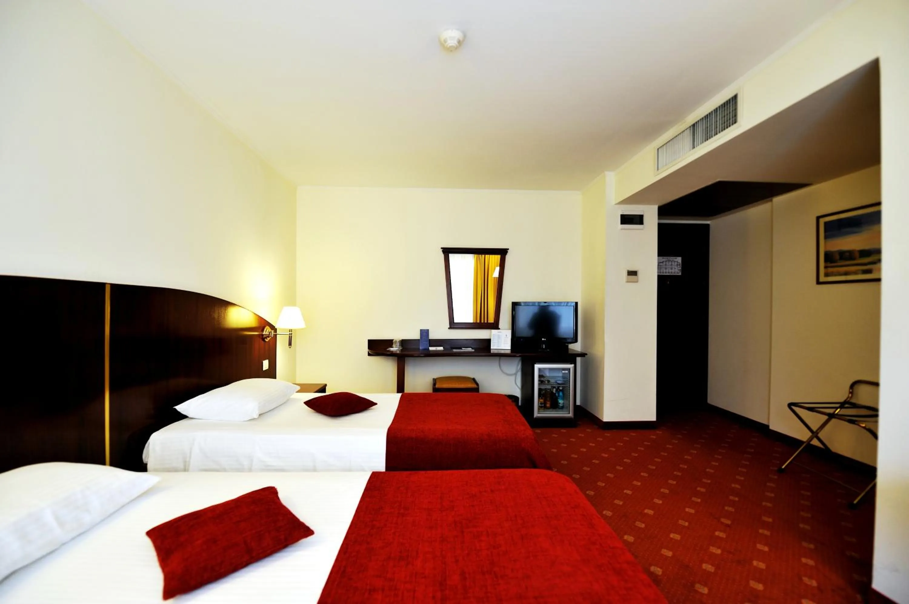 Photo of the whole room, Bed in Hotel Minerva