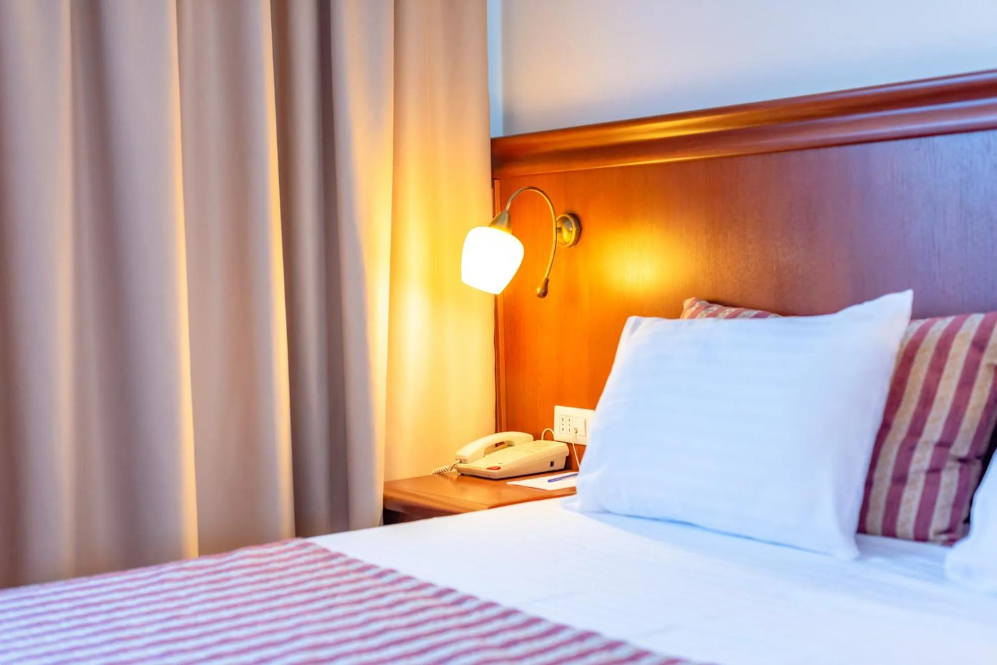 Bed in Hotel Minerva