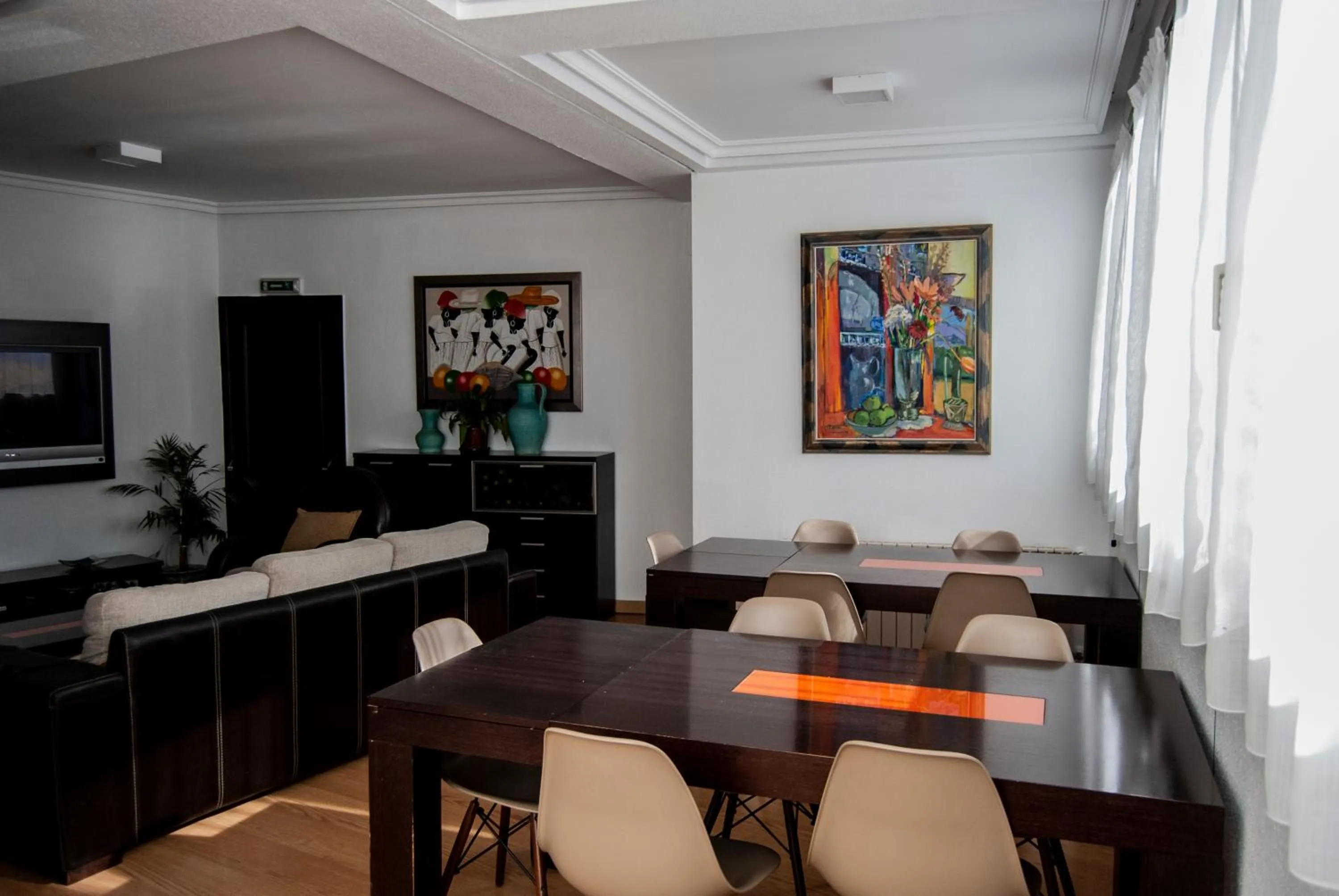 Restaurant/places to eat in Hotel Arrasate by gaiarooms