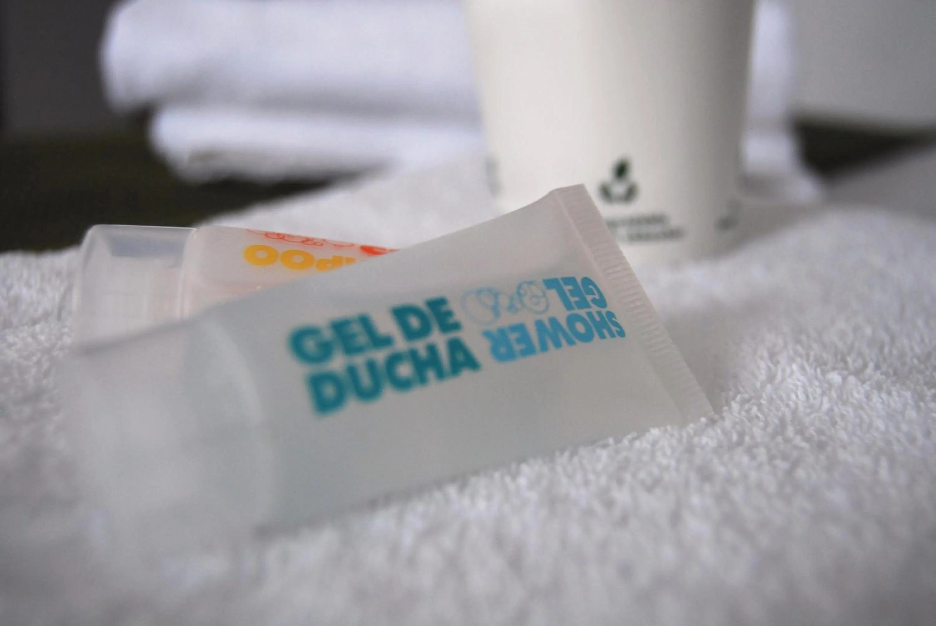 Shower in Hotel Arrasate by gaiarooms