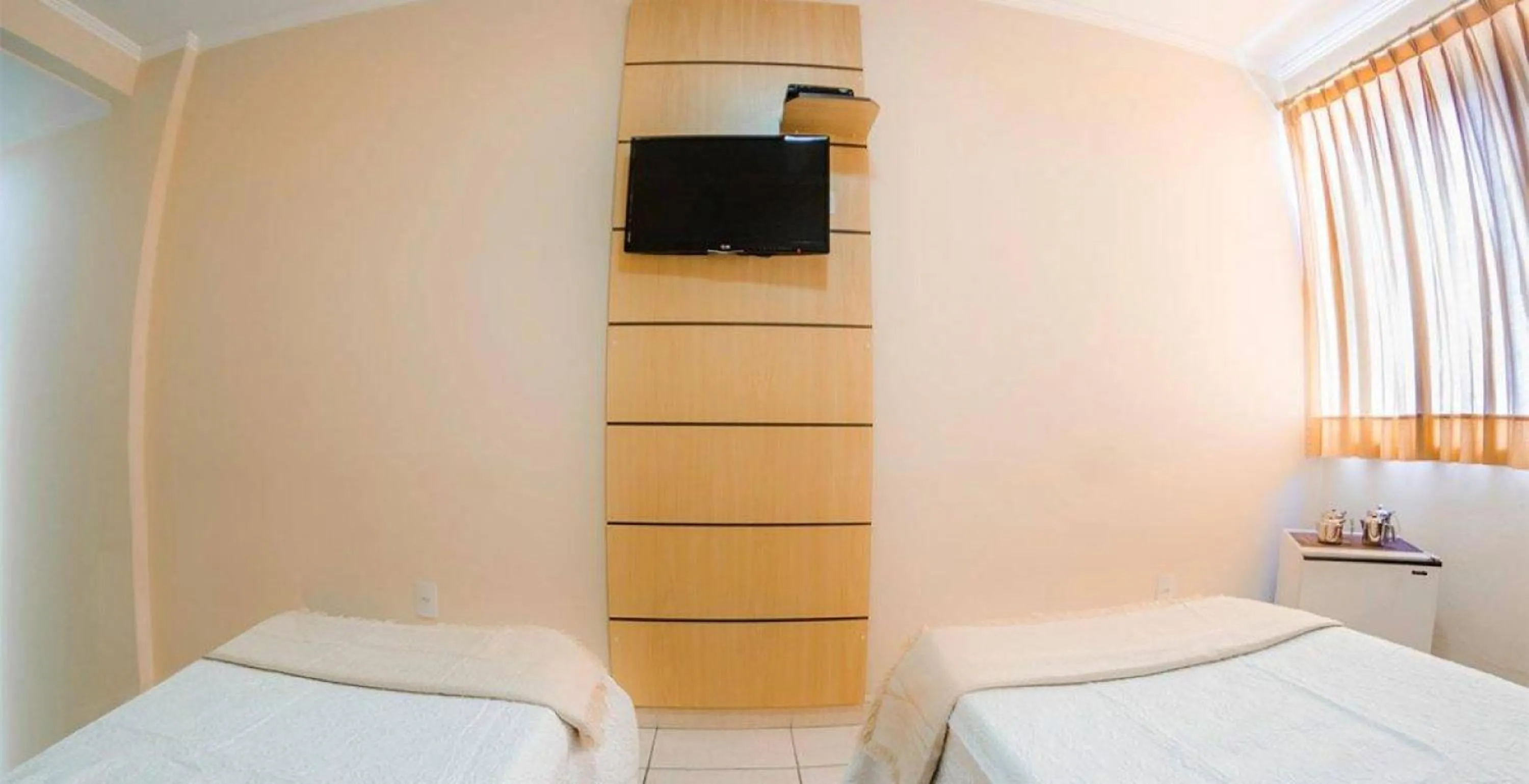 Bedroom, Bed in Antico Plaza Hotel