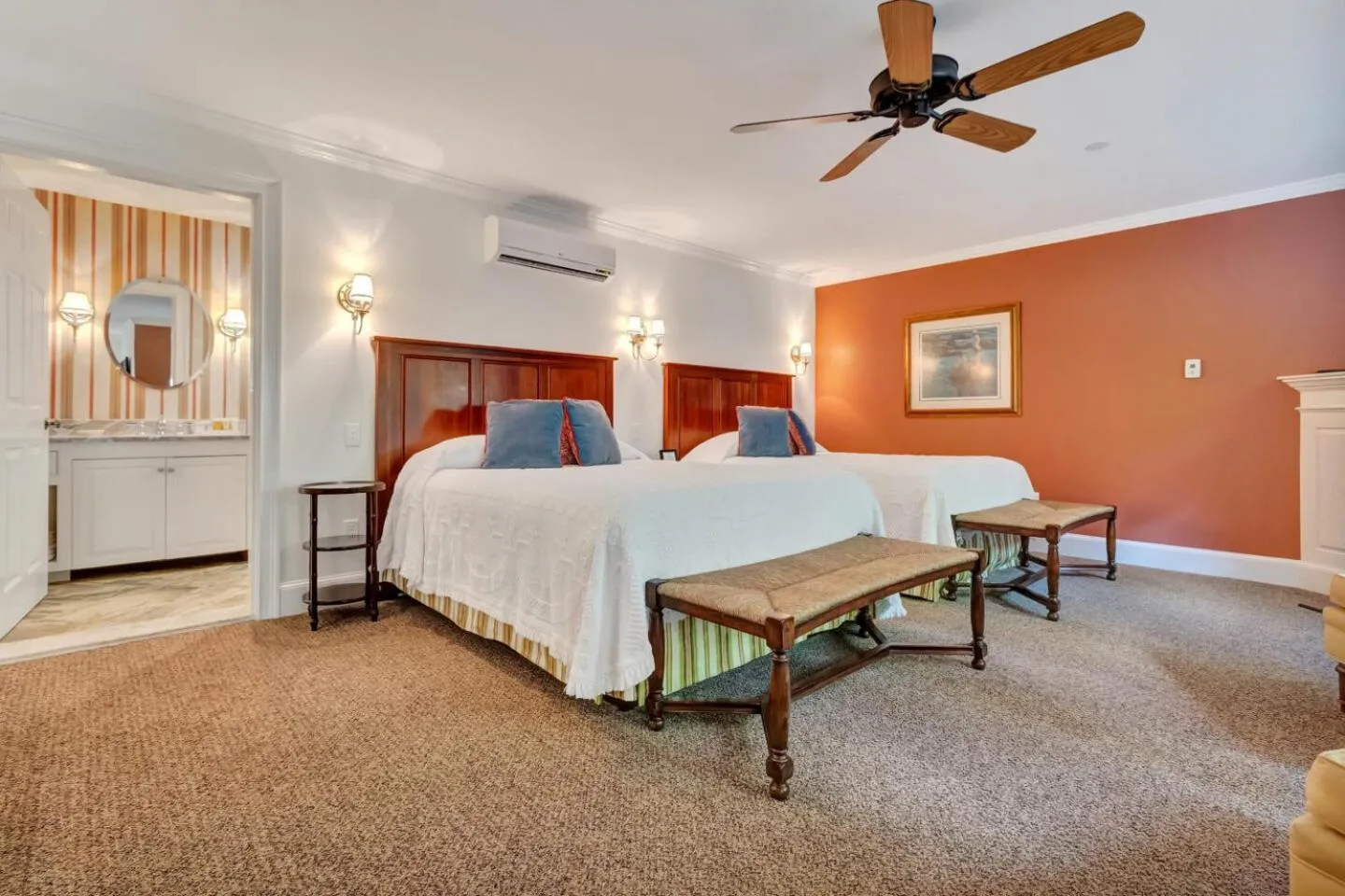 Bedroom, Bed in The Winstead Inn