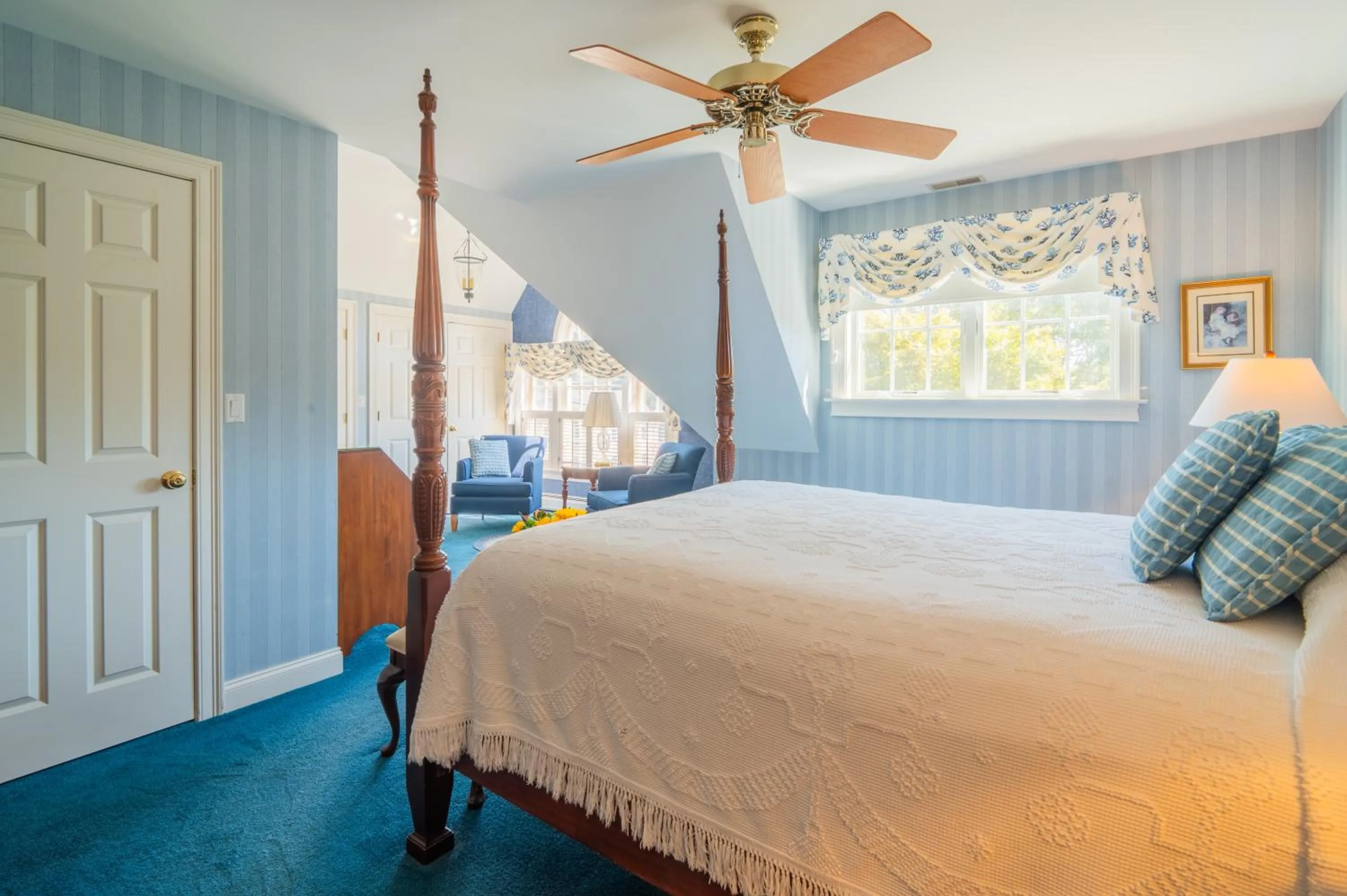 Bed in The Winstead Inn