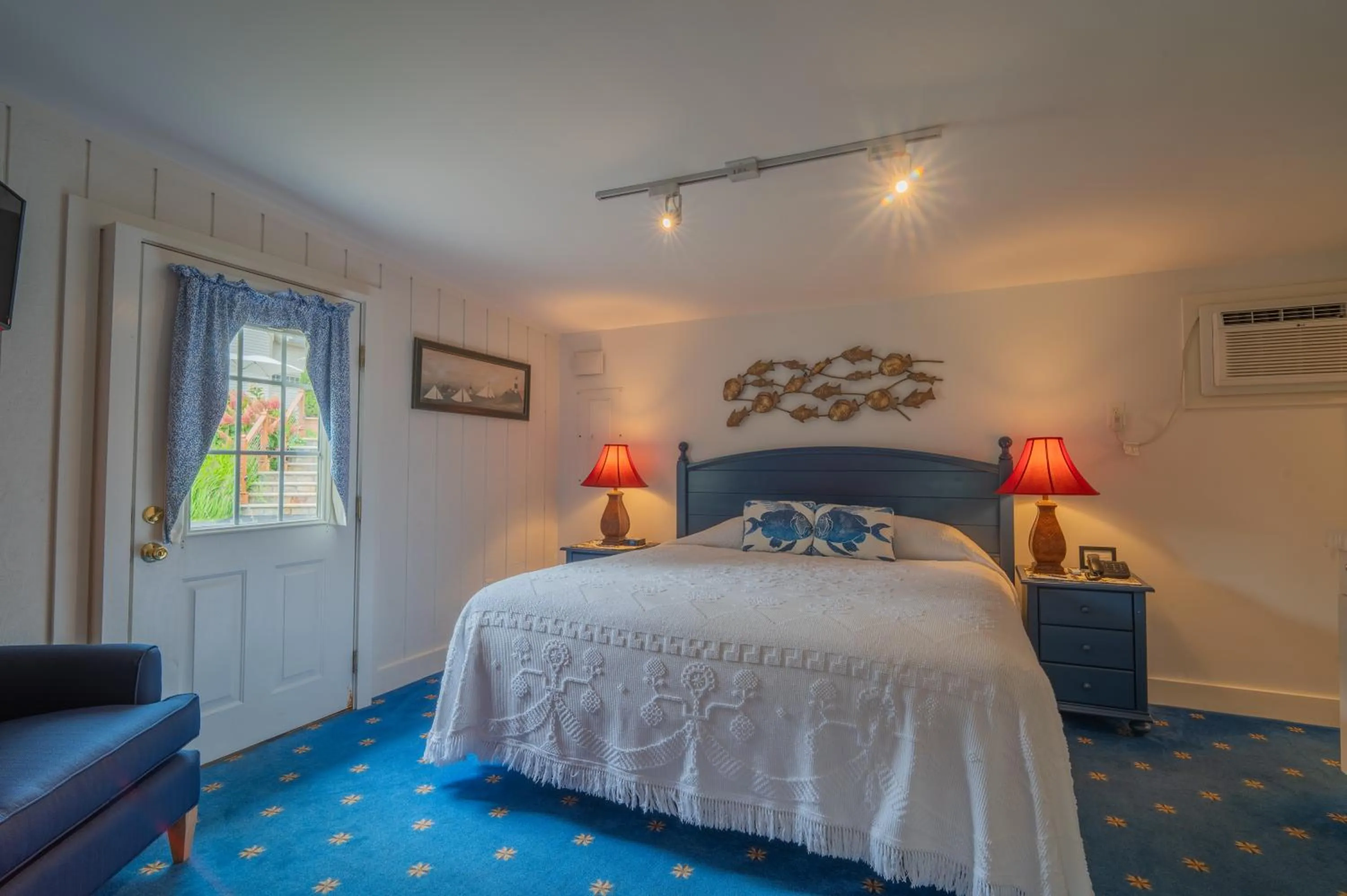 Bed in The Winstead Inn