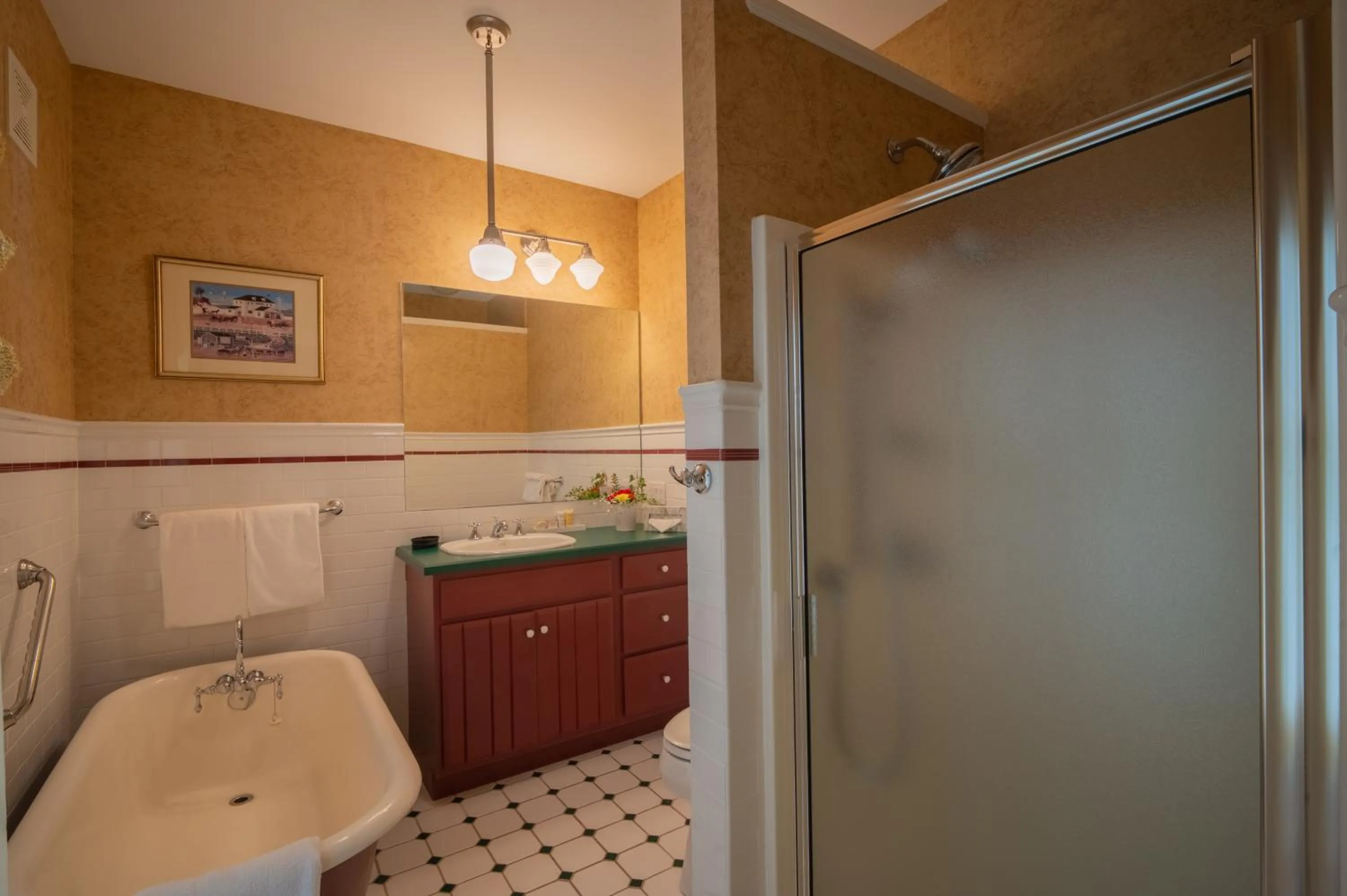 Shower in The Winstead Inn