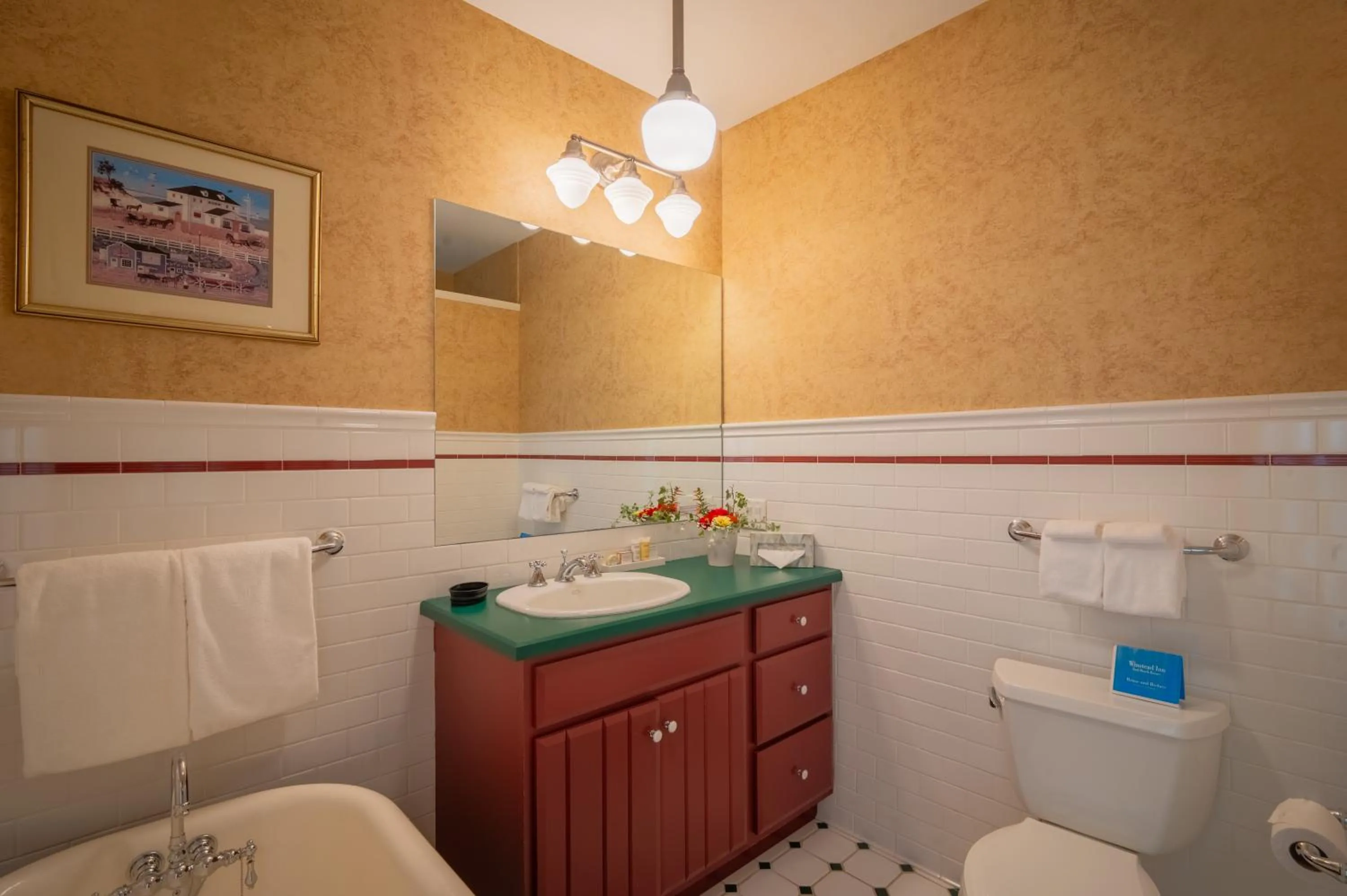 Toilet in The Winstead Inn