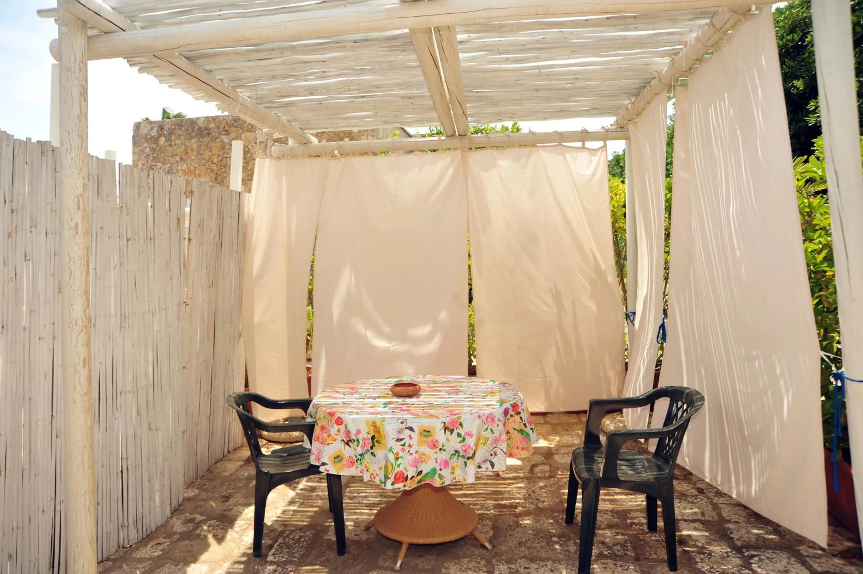 Dining area in Residence Villa Grotta Monaca