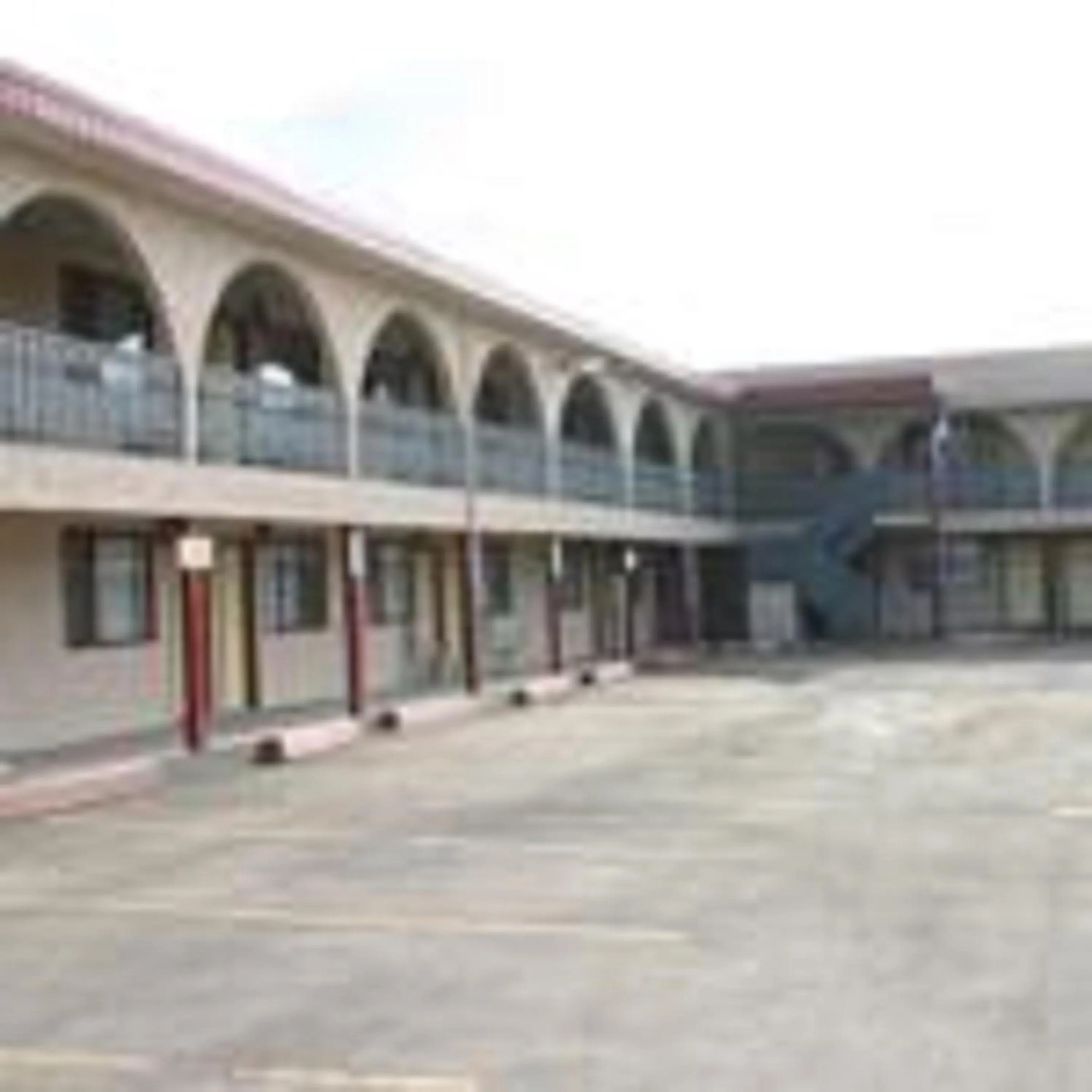 Facade/entrance in Pleasant Valley Motel Houston