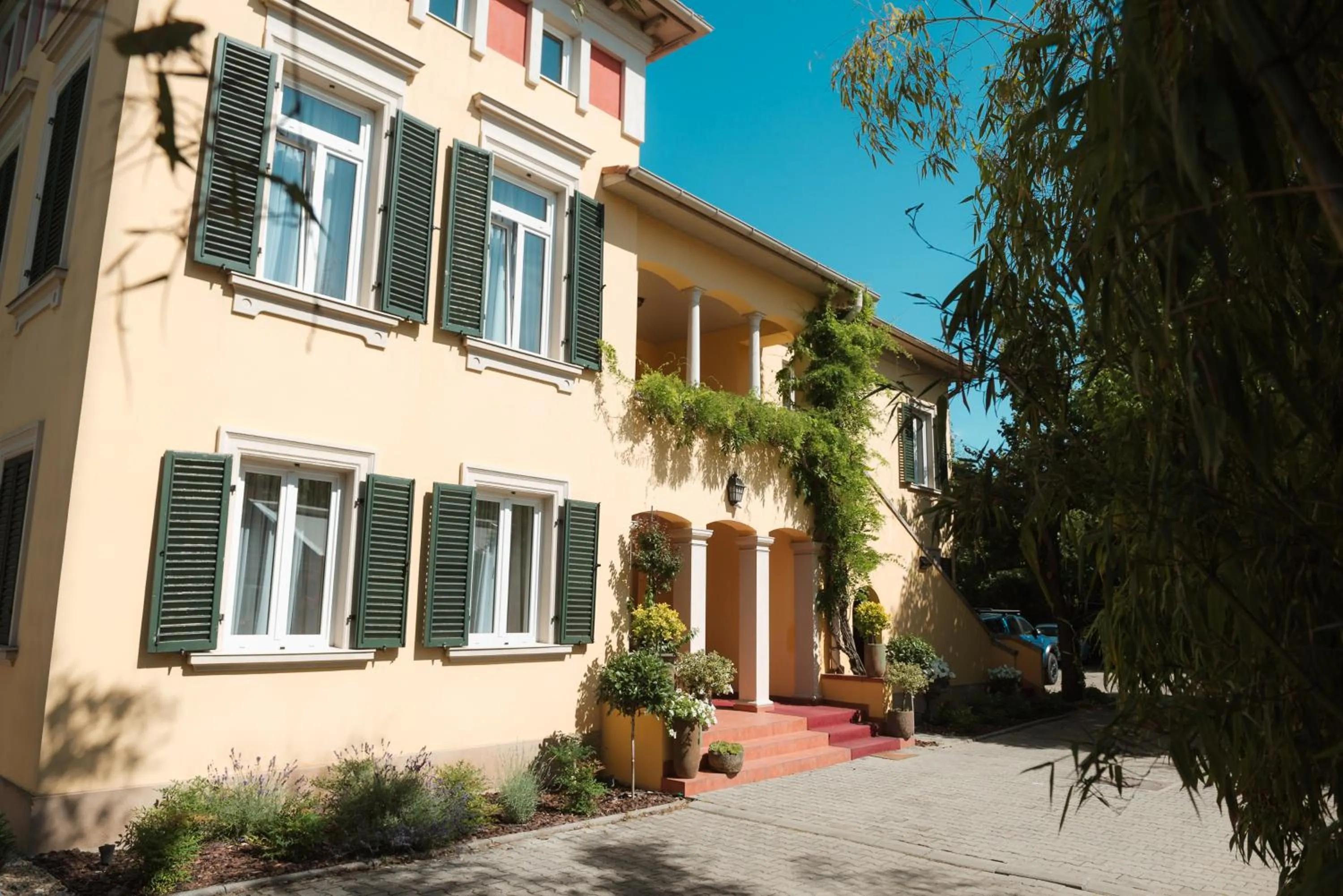 Property building in Hotel La Residenza