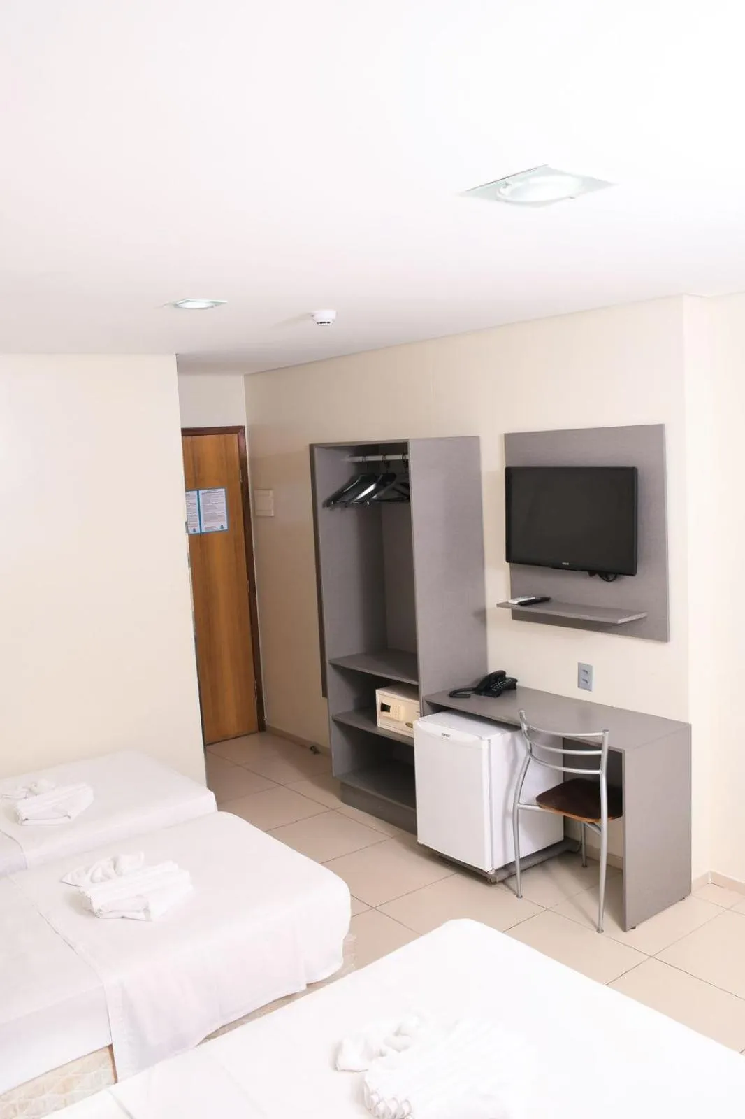 Bed in Hotel Aquarius