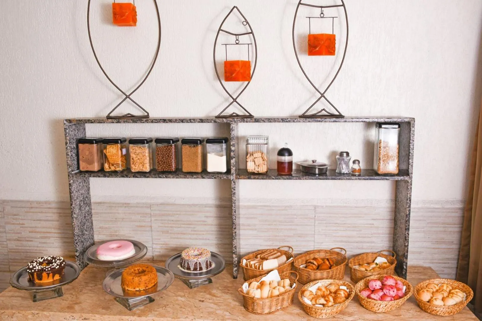 Buffet breakfast in Hotel Aquarius