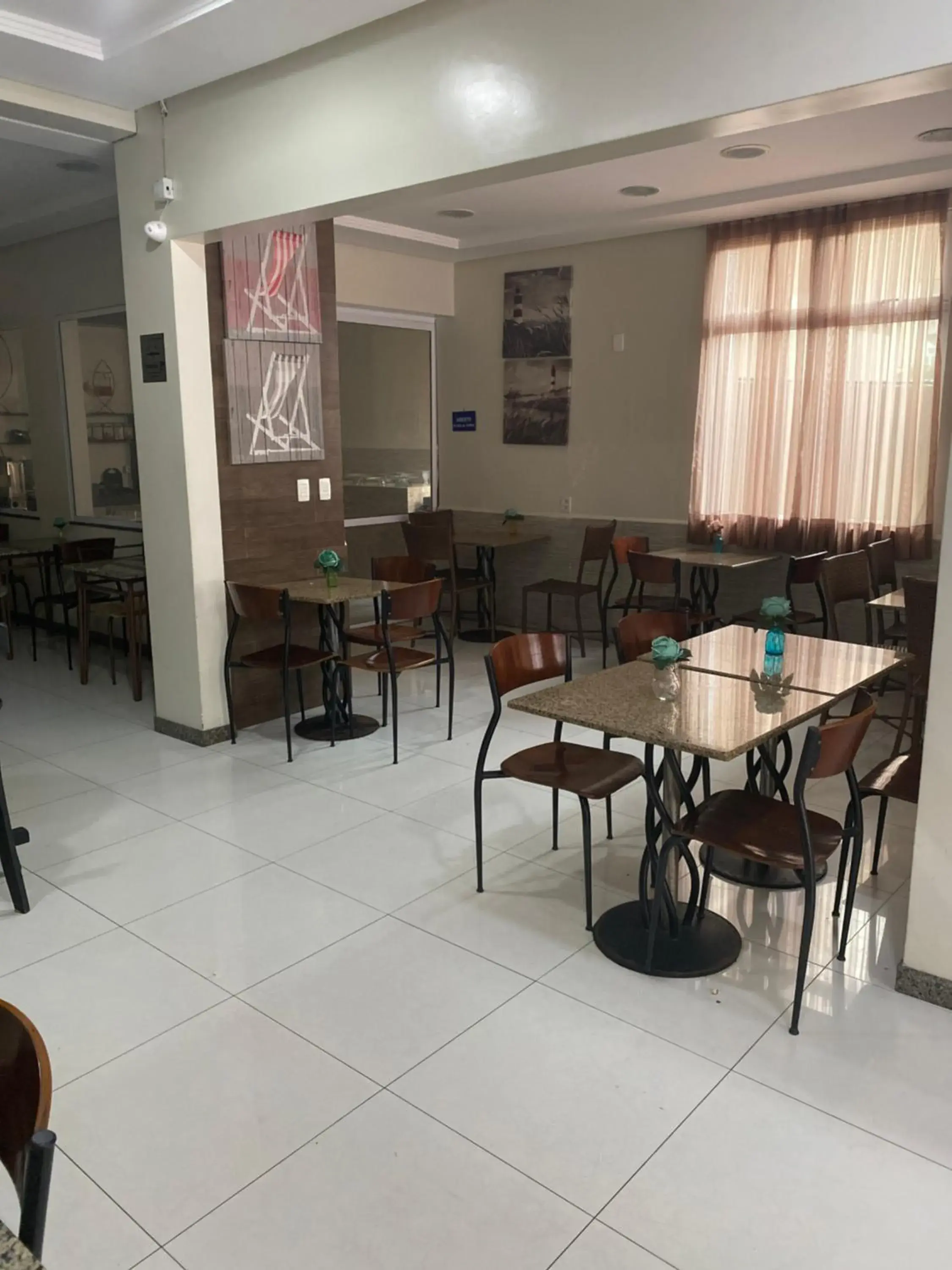 Restaurant/places to eat in Hotel Aquarius Restaurant/places to eat in Hotel Aquarius