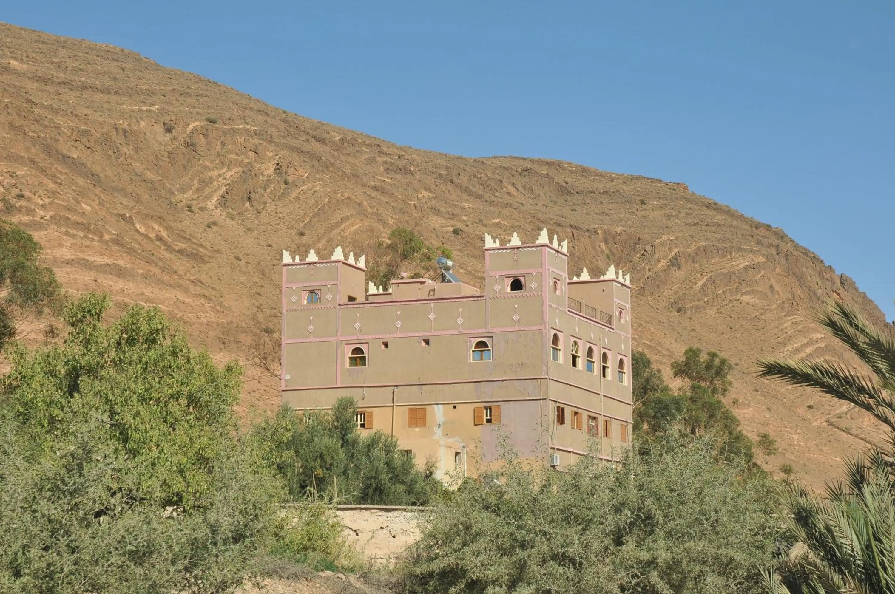 Facade/entrance in Auberge Restaurant le Safran