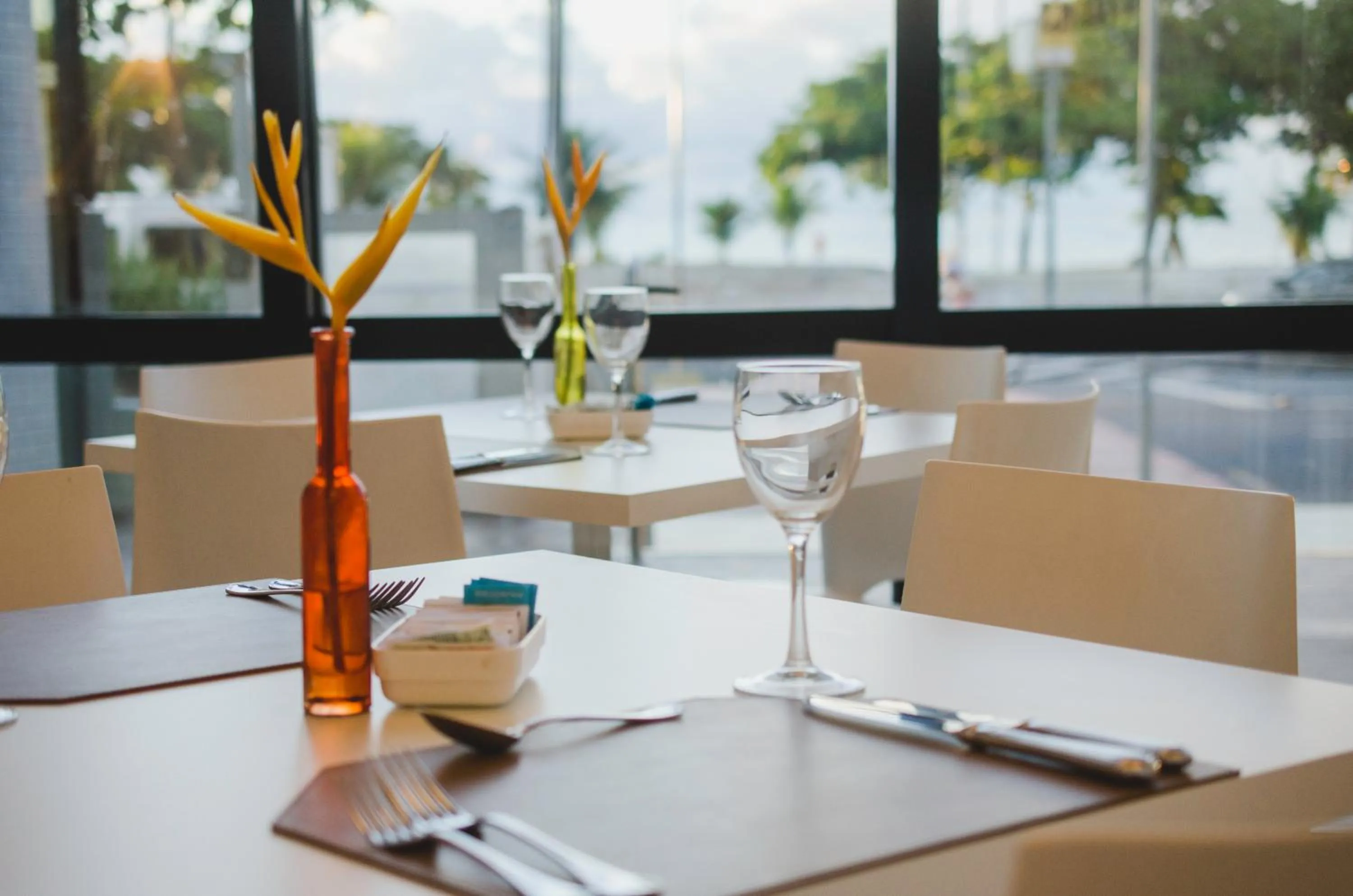 Restaurant/places to eat in Meridiano Hotel