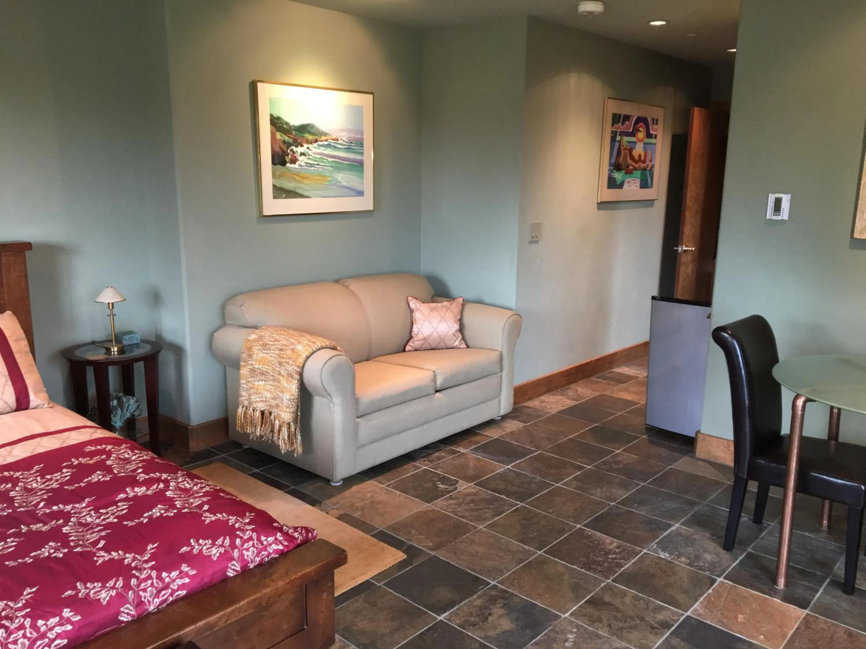 Bed in Pearlessence Vineyard Inn