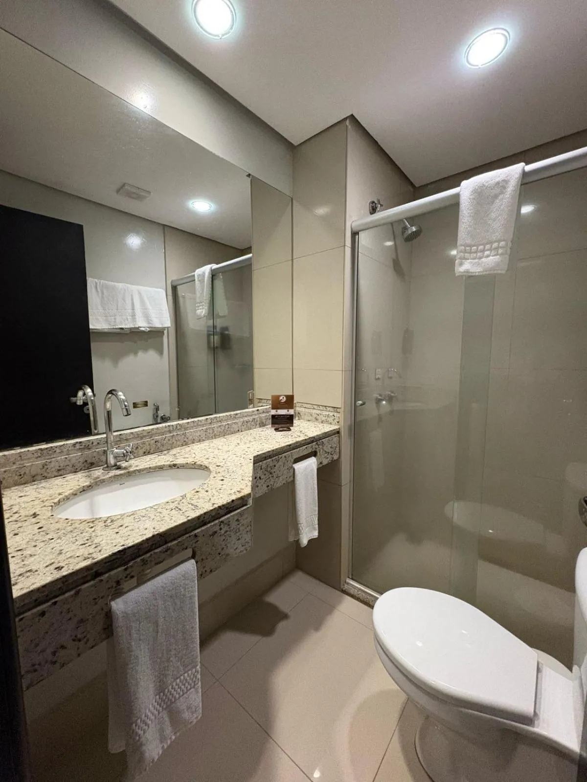 Bedroom in Class Hotel Passos