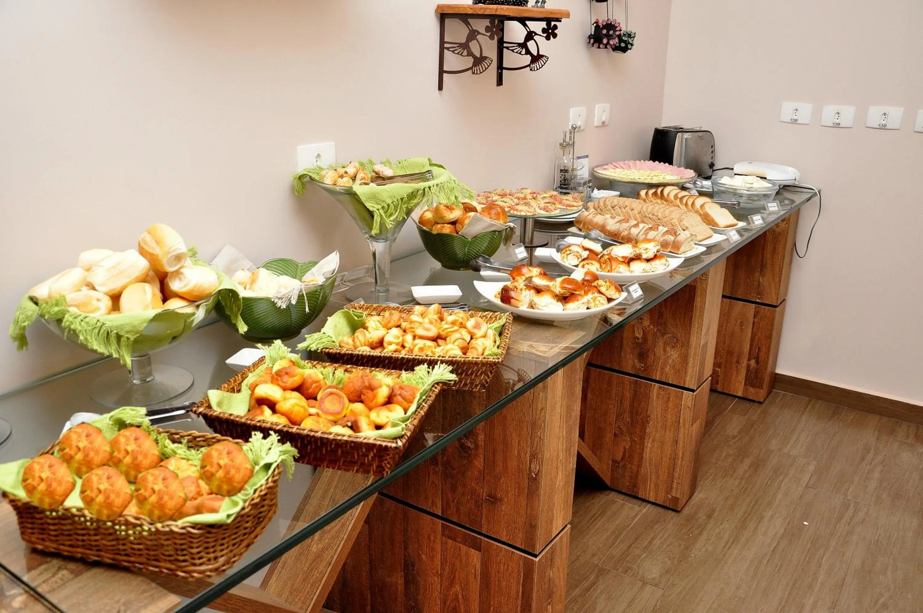 Food and drinks in Class Hotel Passos