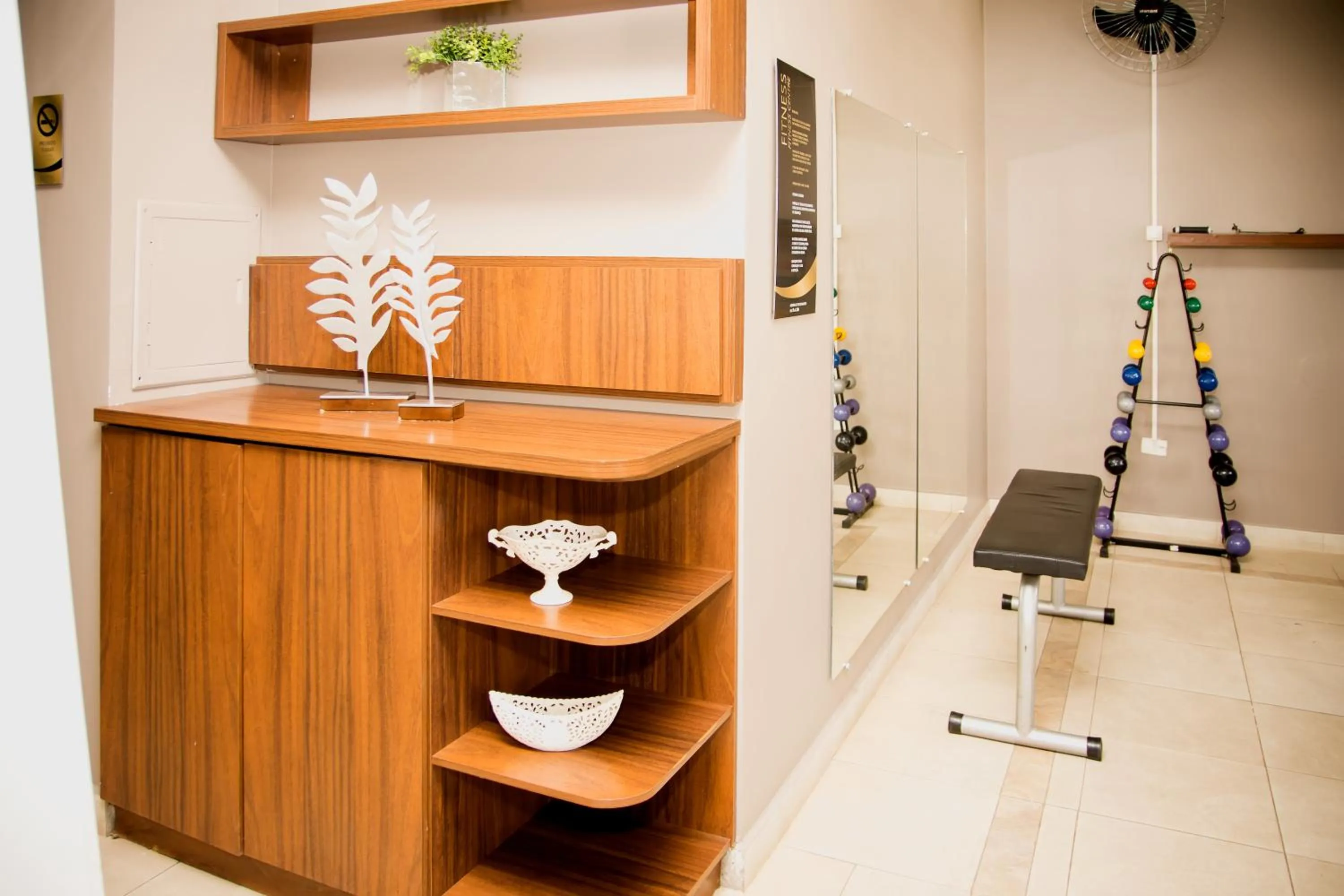 People in Class Hotel Passos