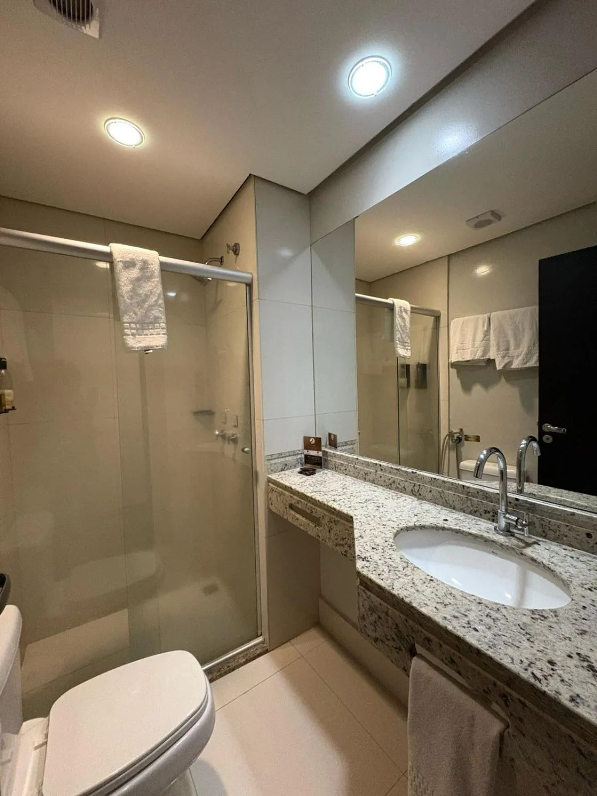 Bedroom in Class Hotel Passos