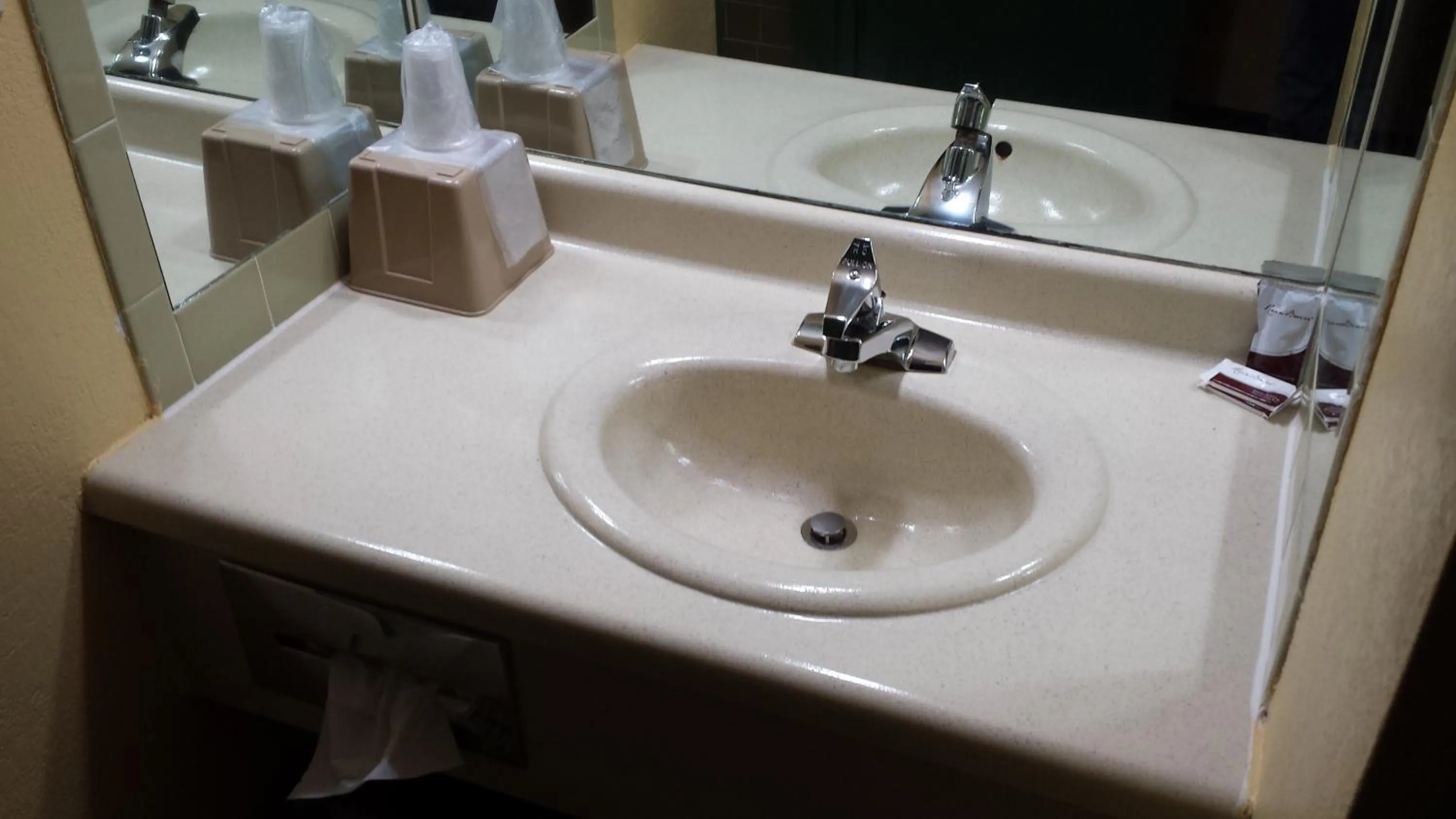 Bathroom in Family Budget Inn Harrison