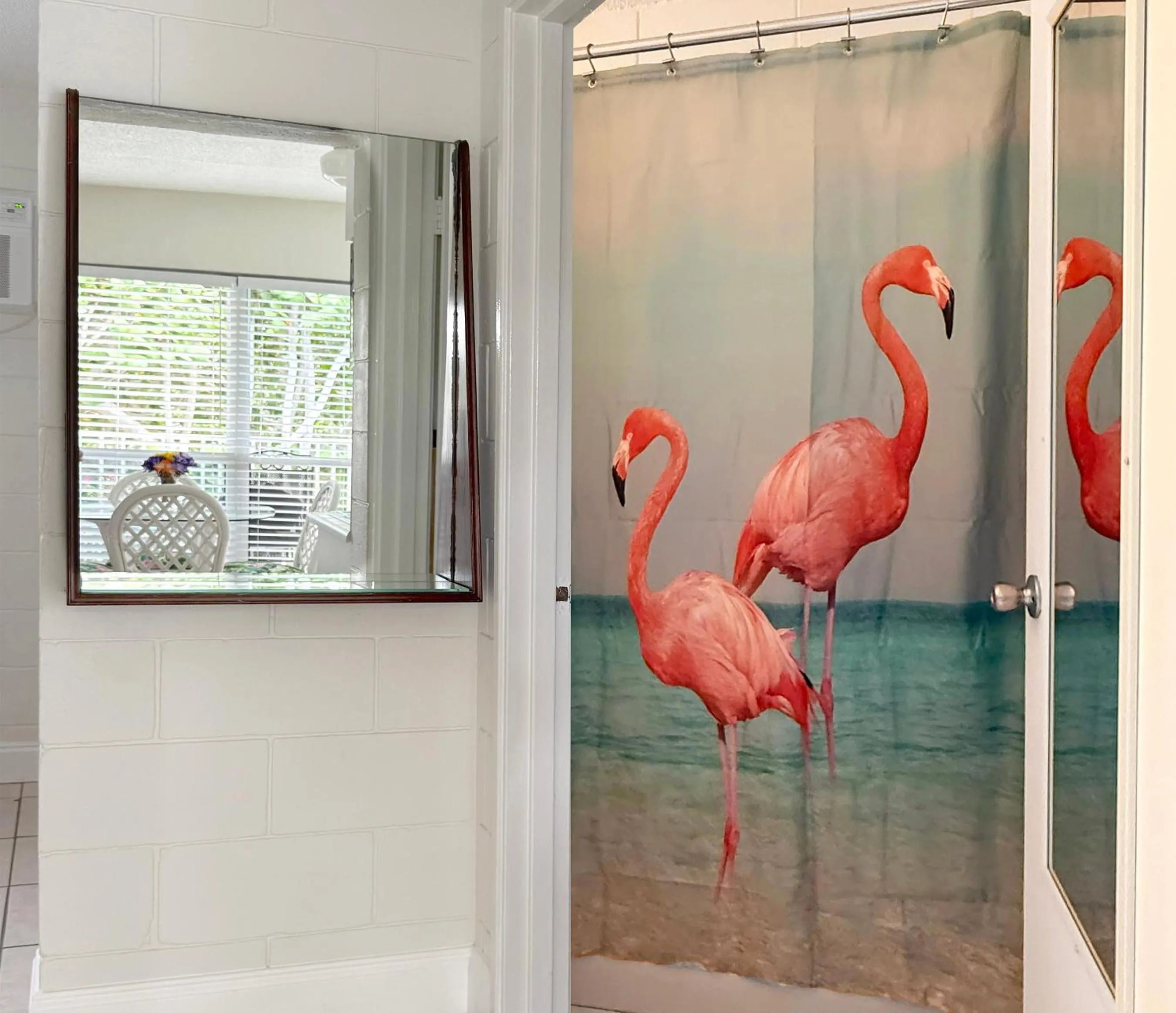 Shower in South Beach Place - Vero Beach
