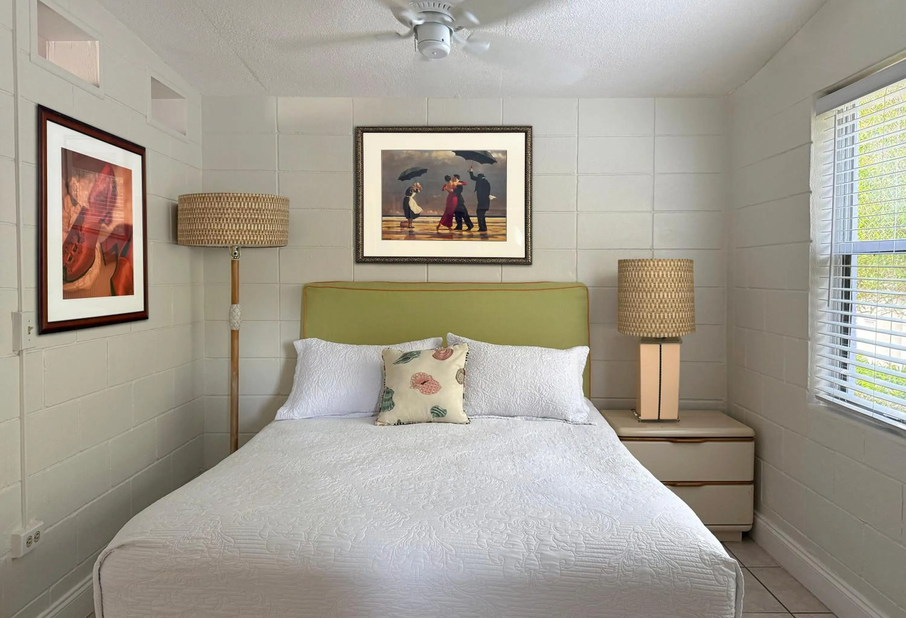 Bedroom, Bed in South Beach Place - Vero Beach