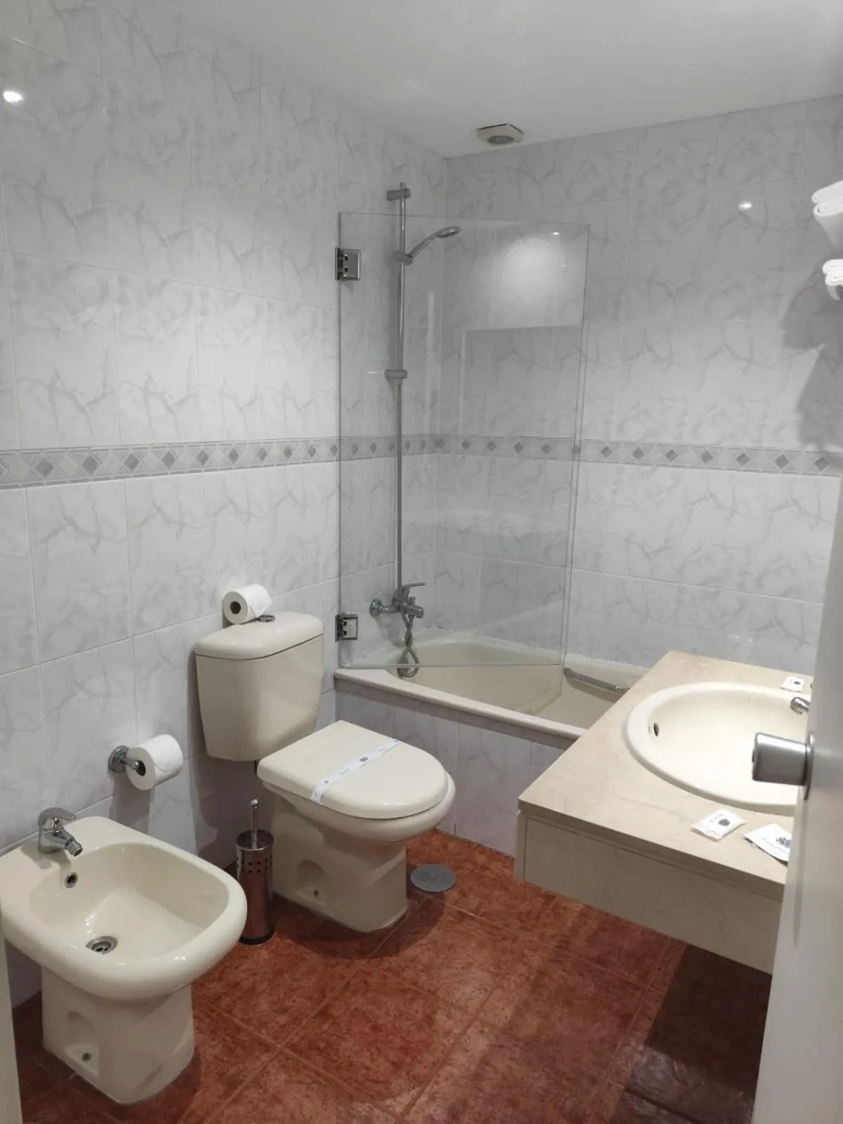 Toilet in Hotel Dom Vilas