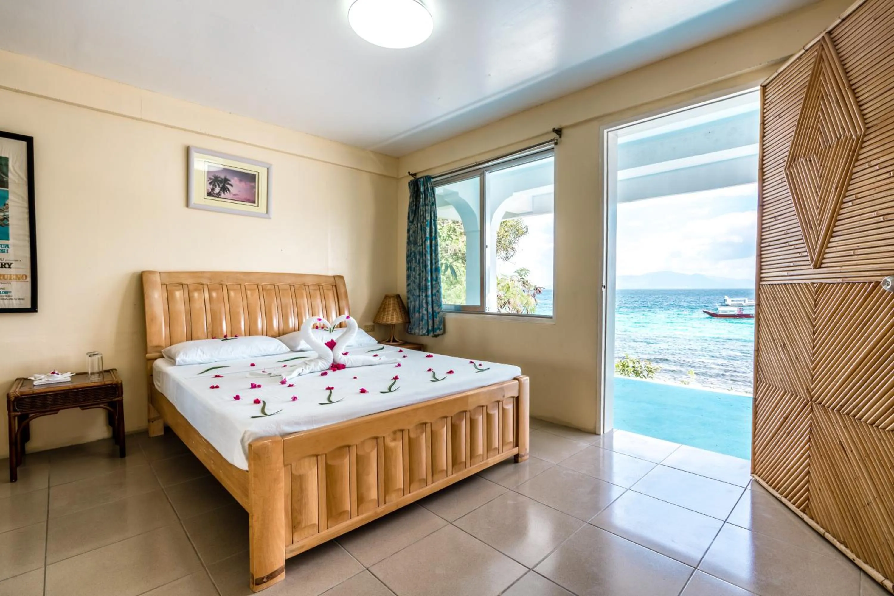 Bed in Scandi Divers