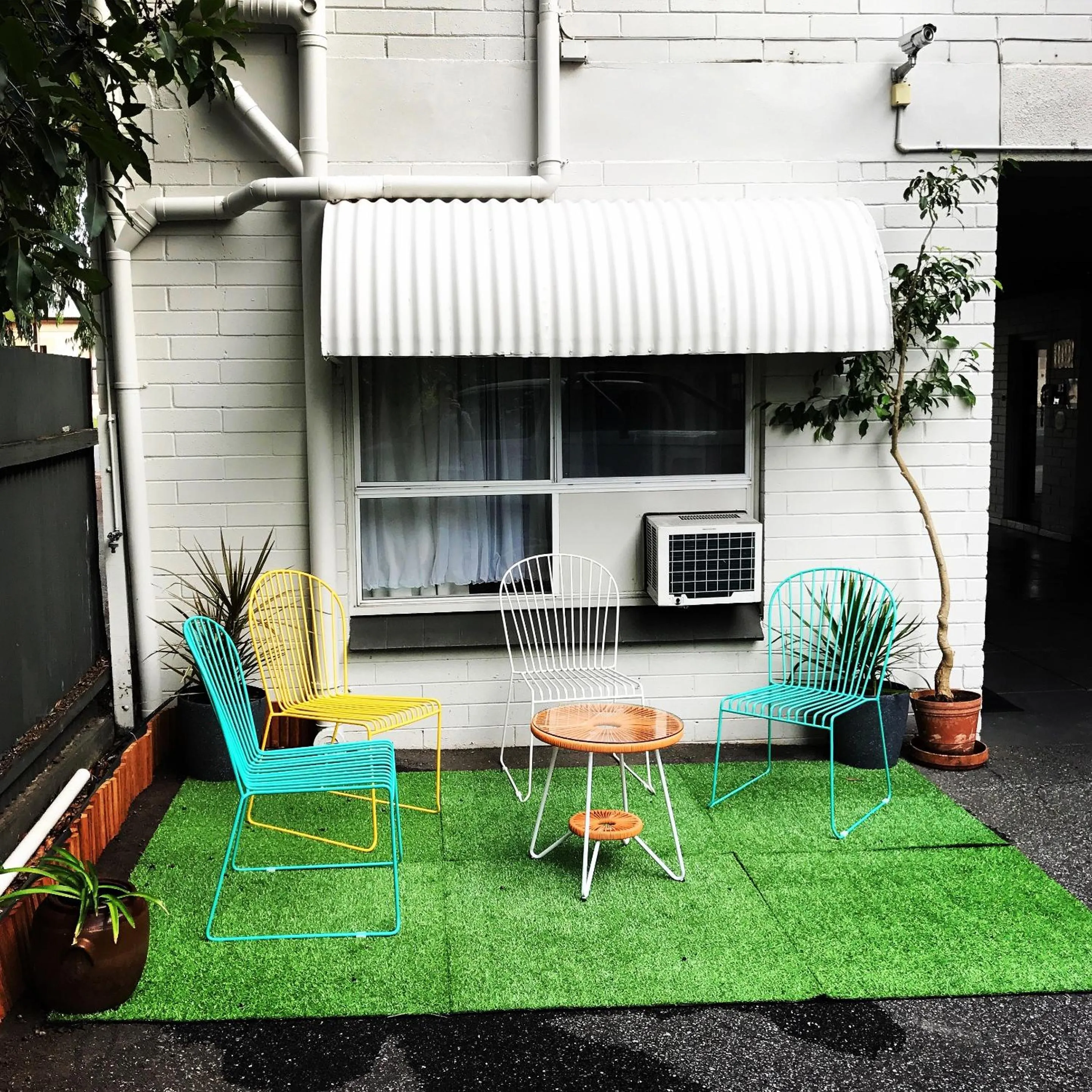 Property building in Hello Adelaide Motel and Apartments