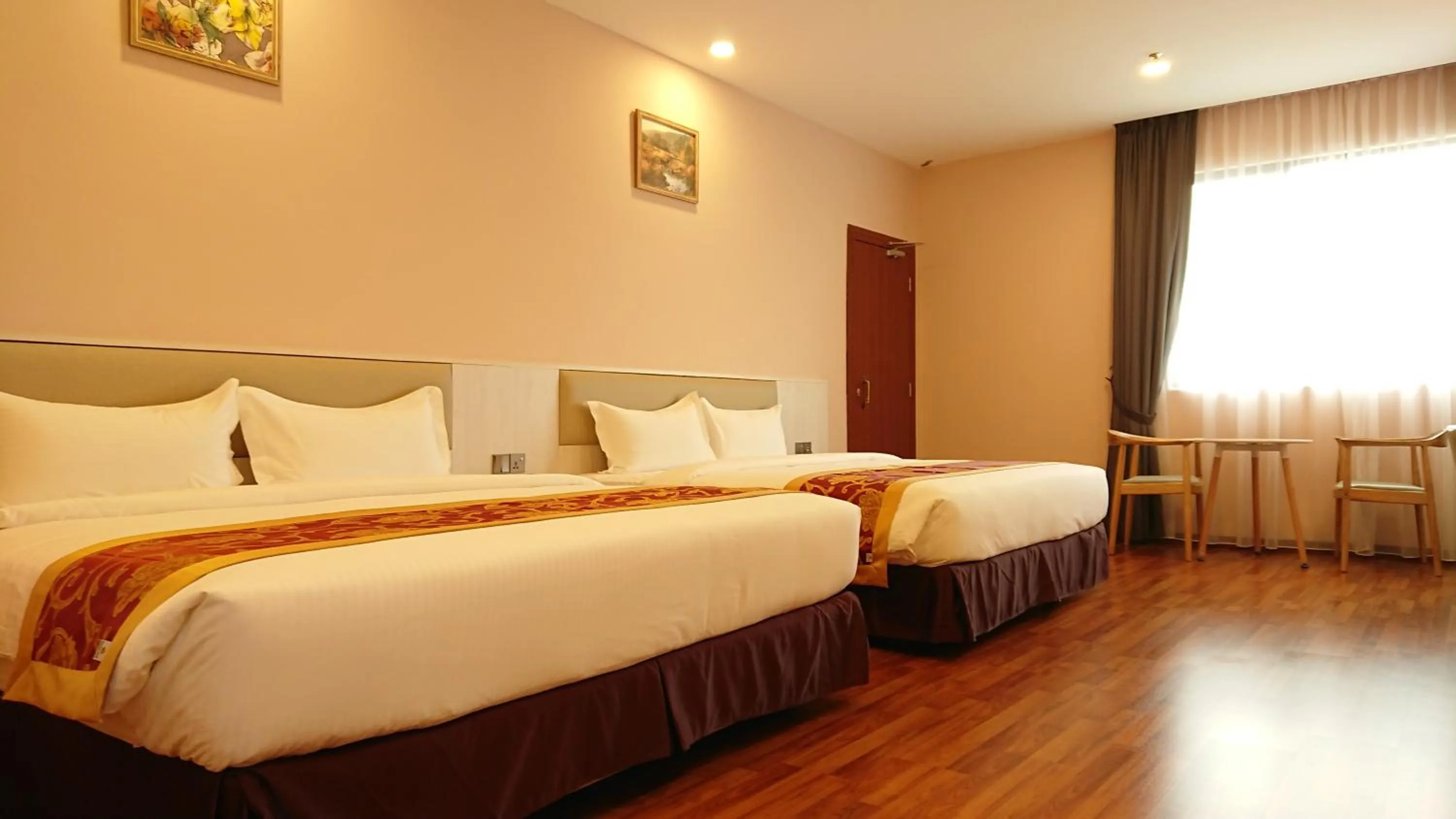 Bedroom, Bed in Austin Park Hotel