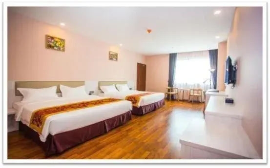 Deluxe King Room in Austin Park Hotel Deluxe King Room in Austin Park Hotel