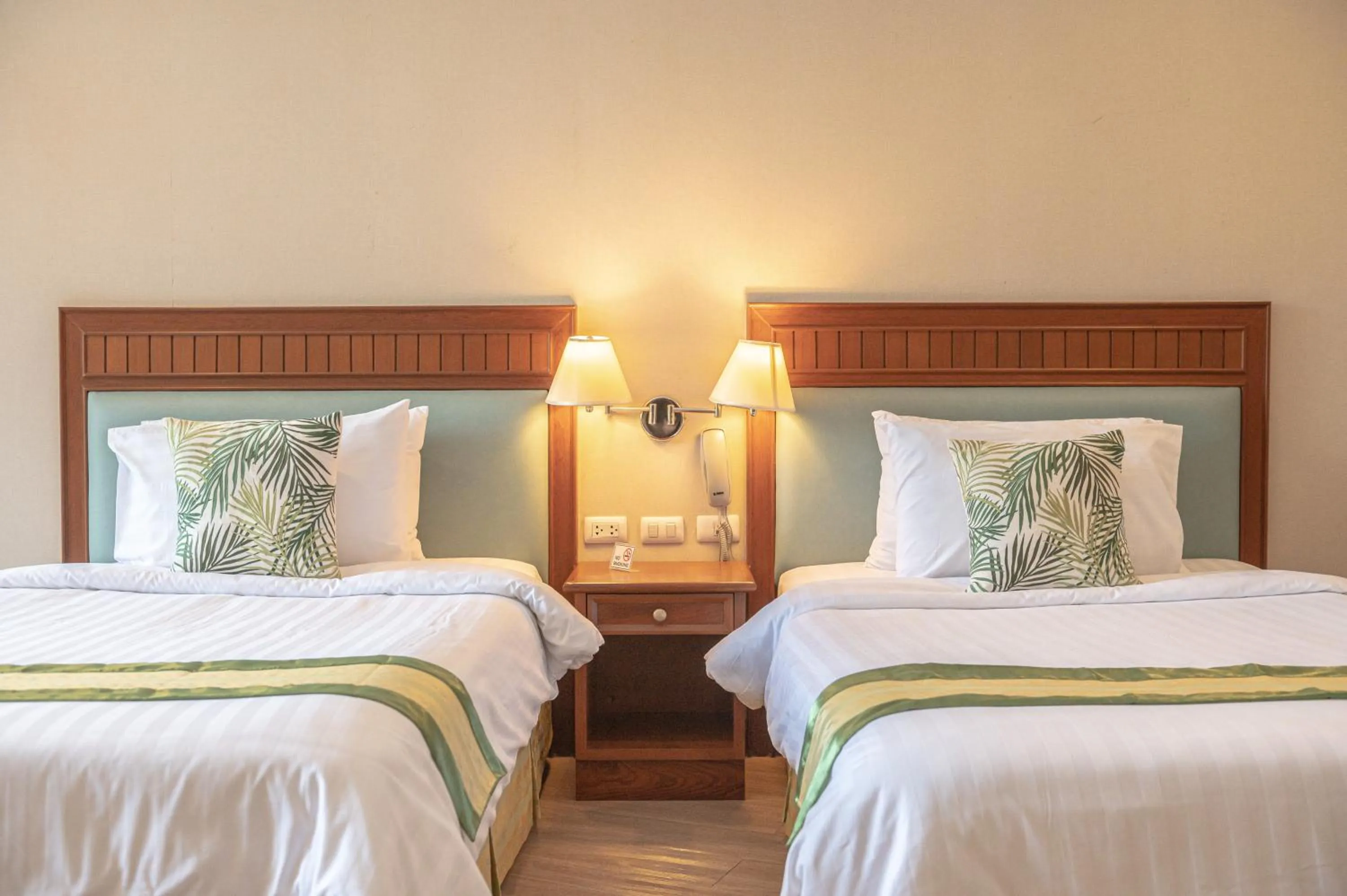 Photo of the whole room, Bed in Eco Hotel by Thammasat