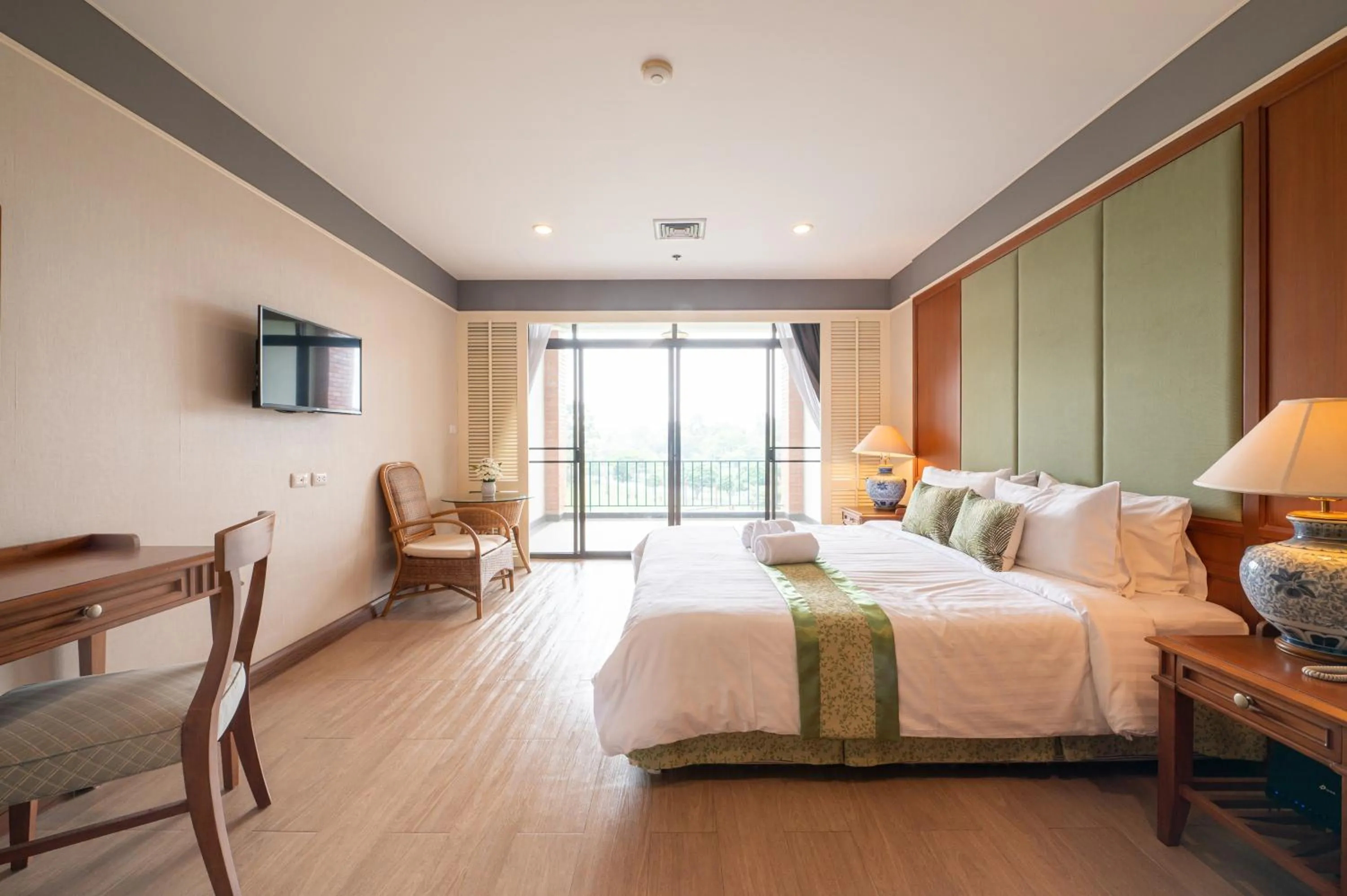 Bed in Eco Hotel by Thammasat