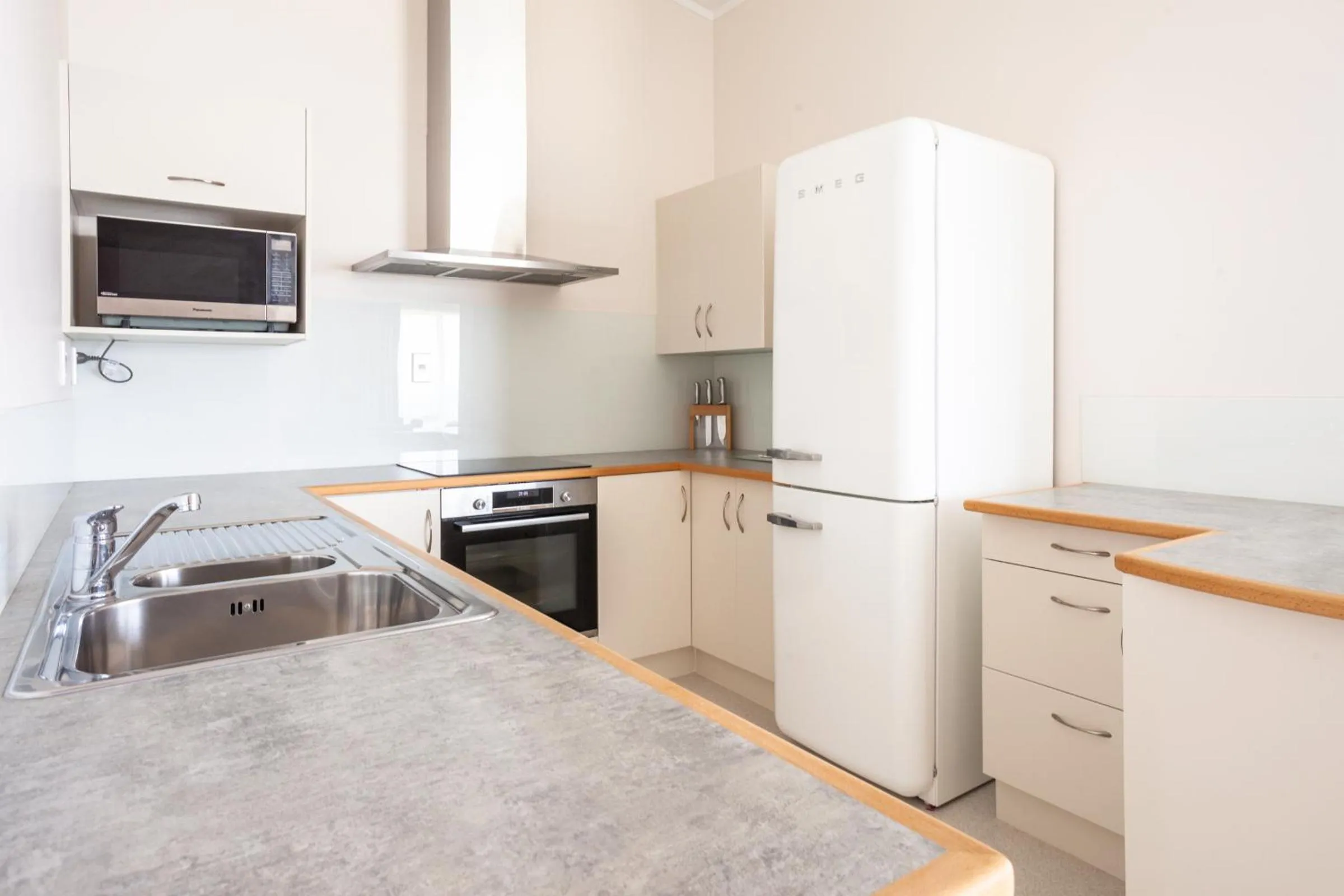 Pacific Rendezvous Resort