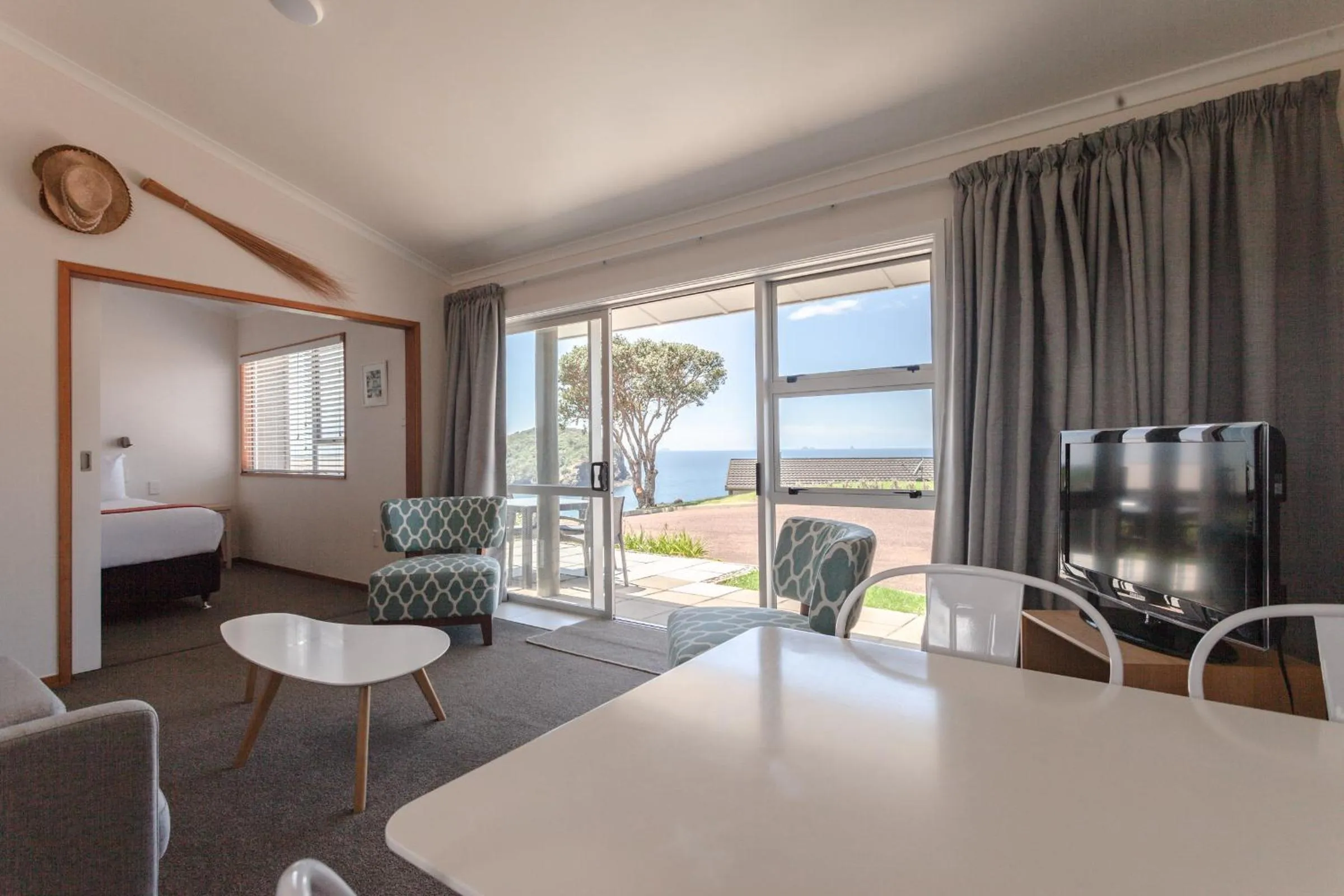 Pacific Rendezvous Resort