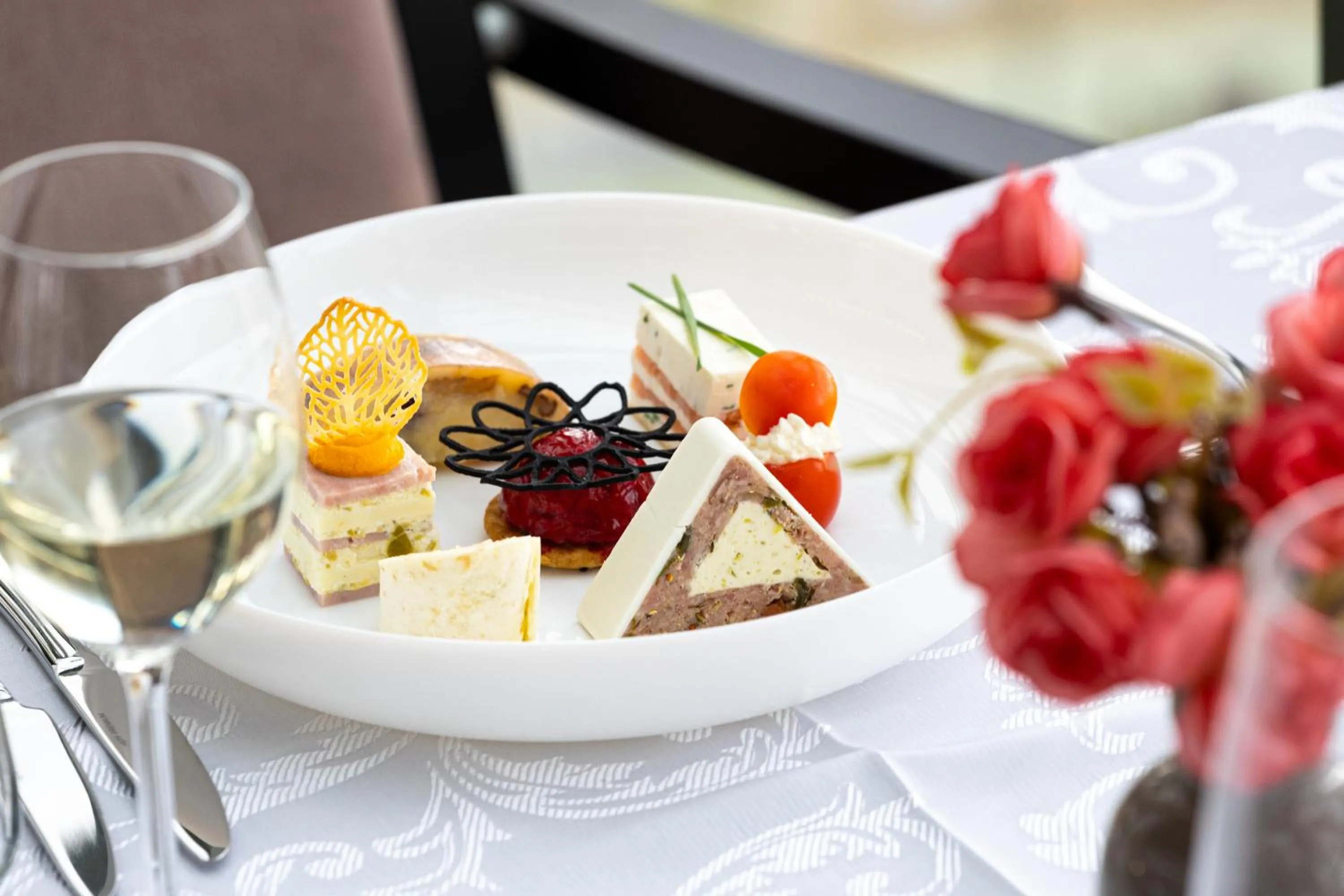 Restaurant/places to eat in Hotel Golden Tulip Ana Tower Sibiu