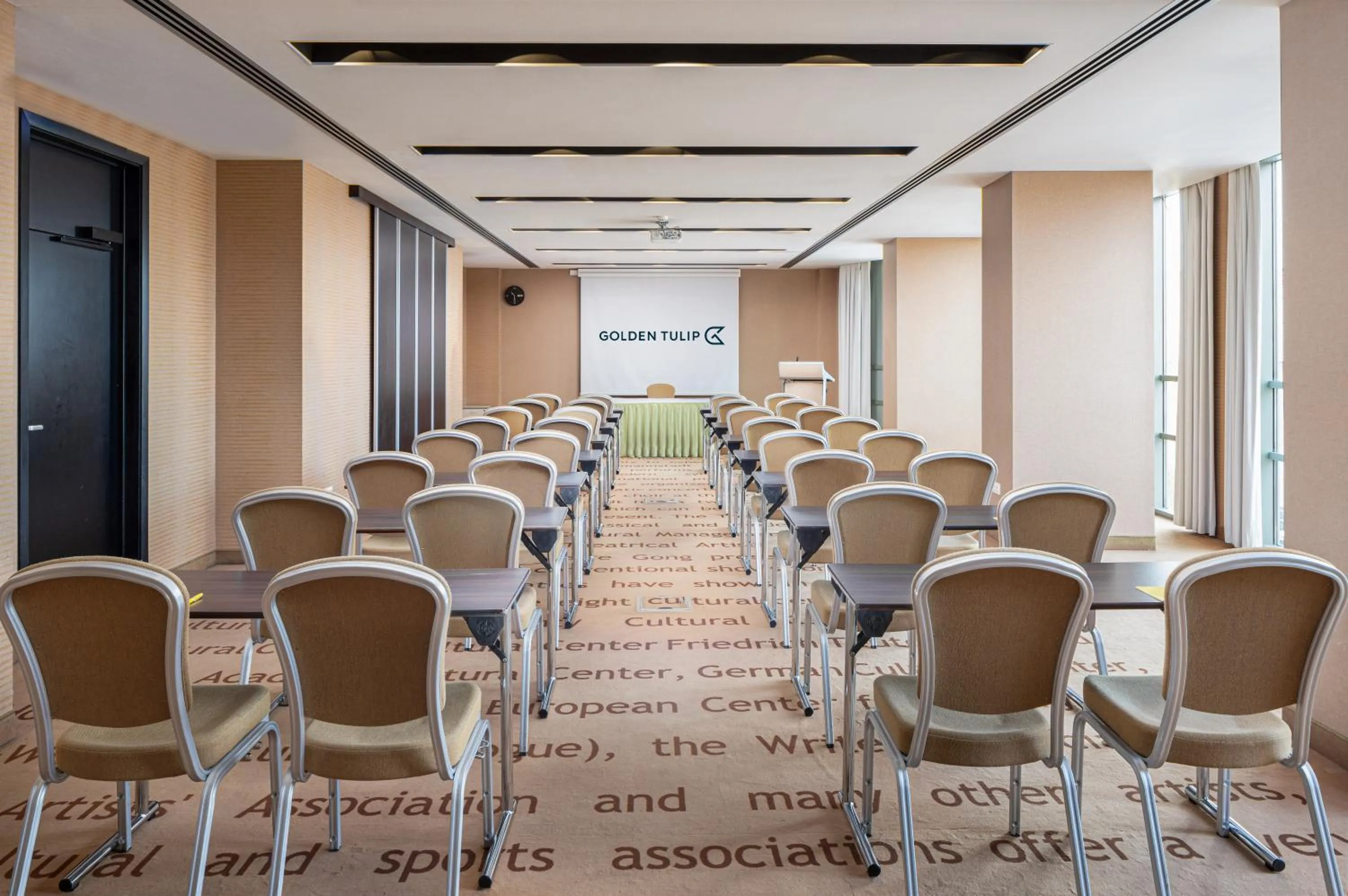 Meeting/conference room in Hotel Golden Tulip Ana Tower Sibiu