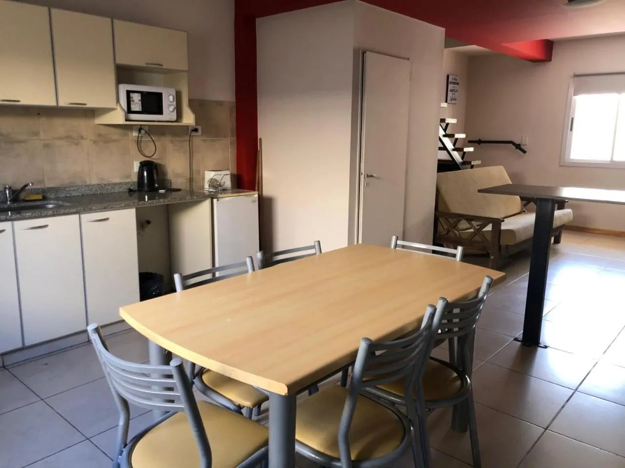 Excelente Duplex en Consorcio Privado c/ cochera