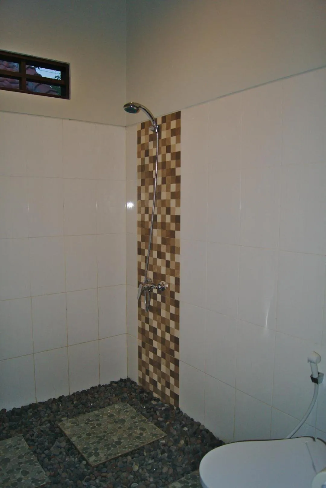 Shower in GHamed Sari