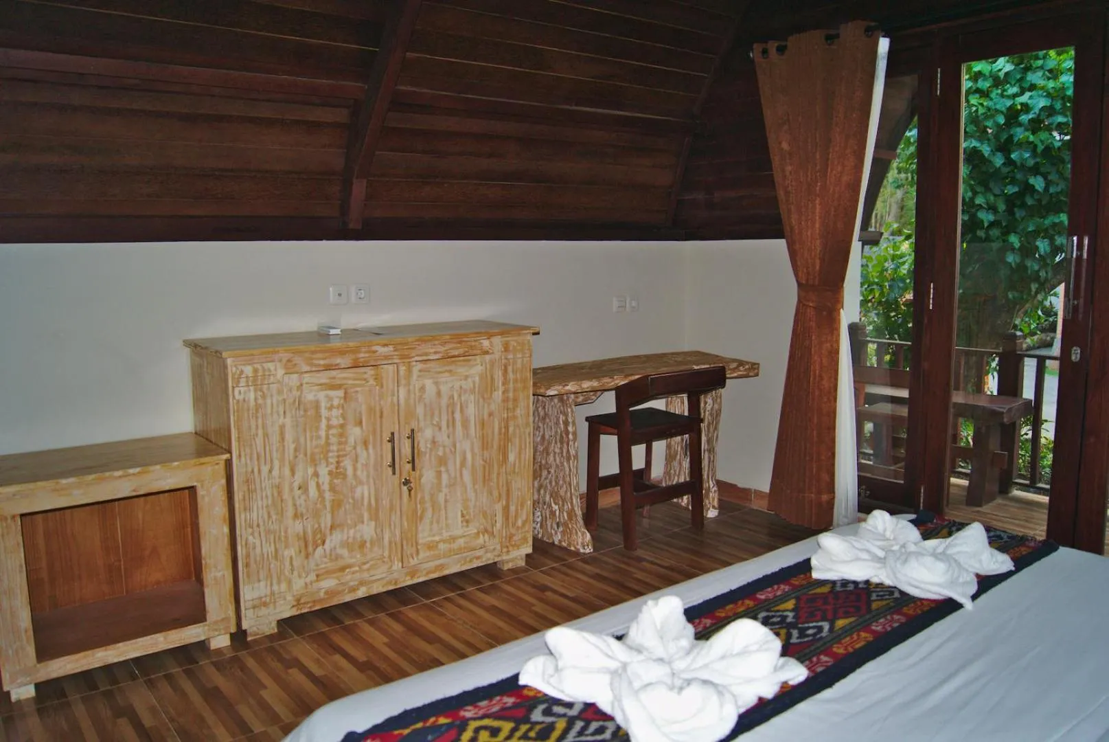 Seating area, Bed in GHamed Sari