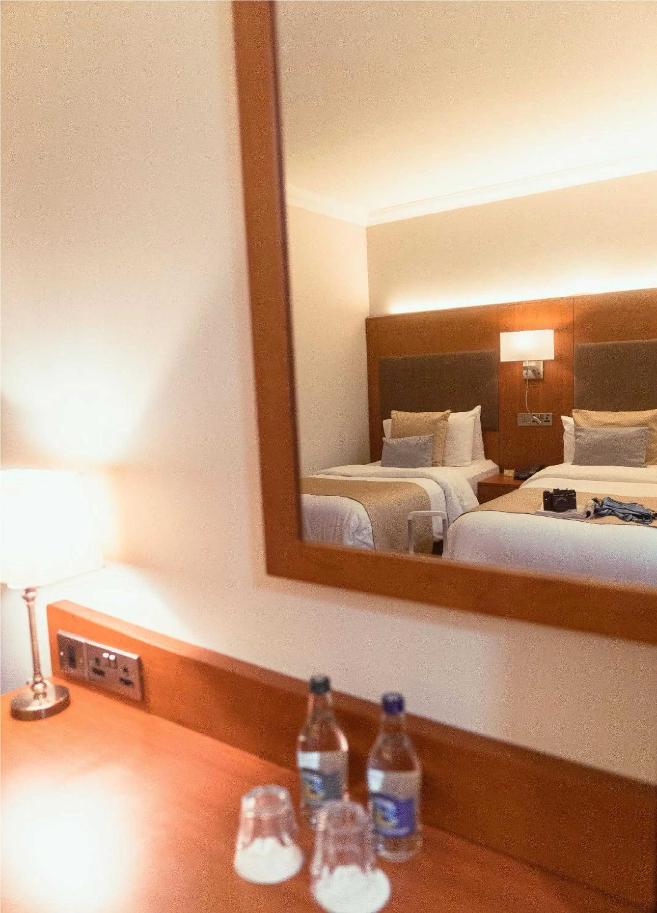 Bedroom, Bed in Uppercross House Hotel