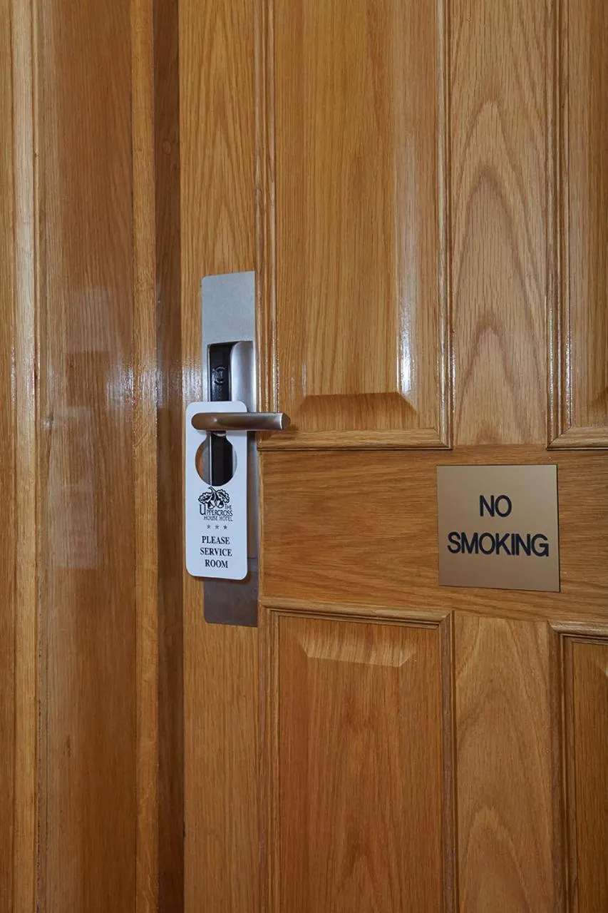 Bed in Uppercross House Hotel