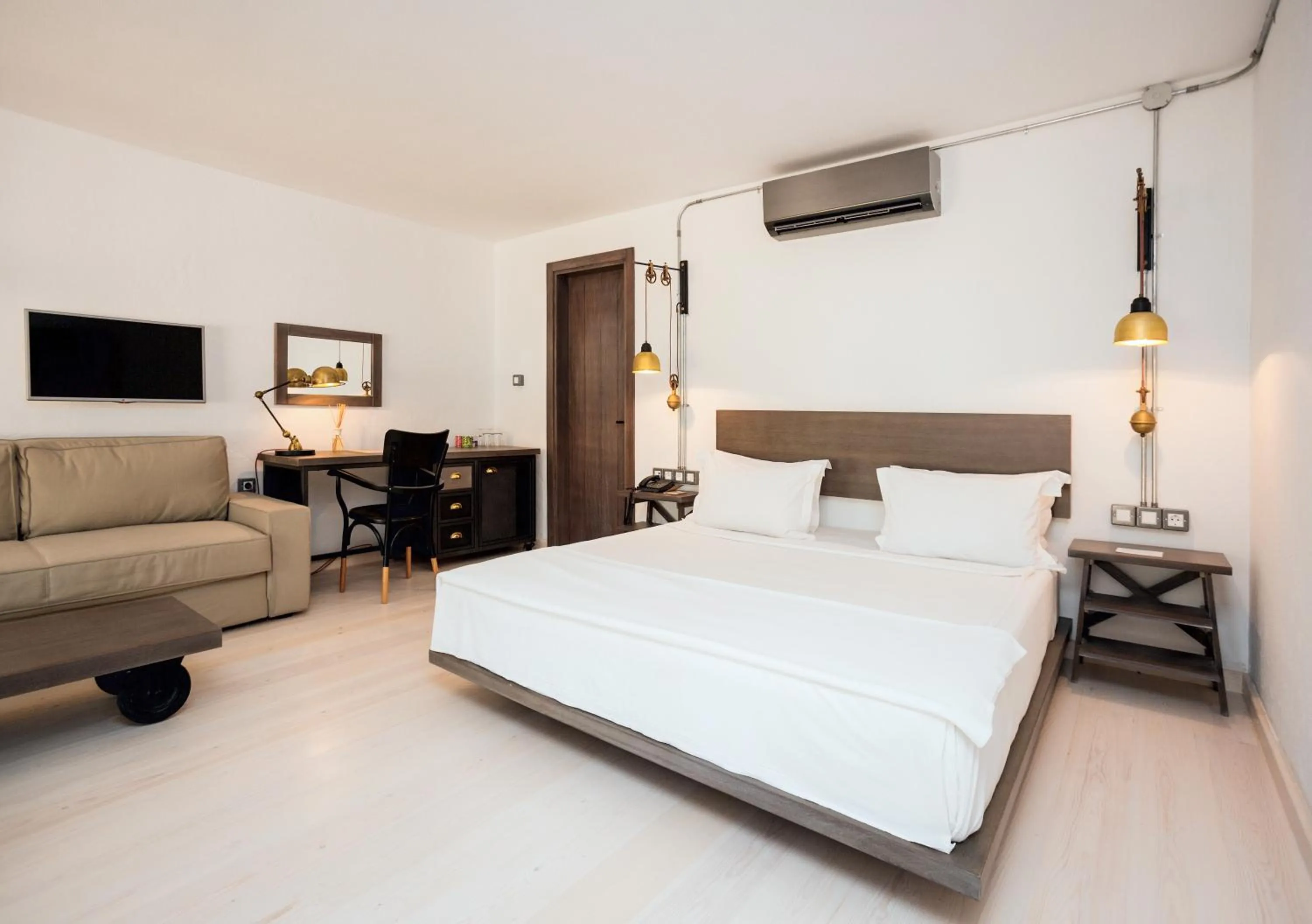 Massage, Bed in Flamm