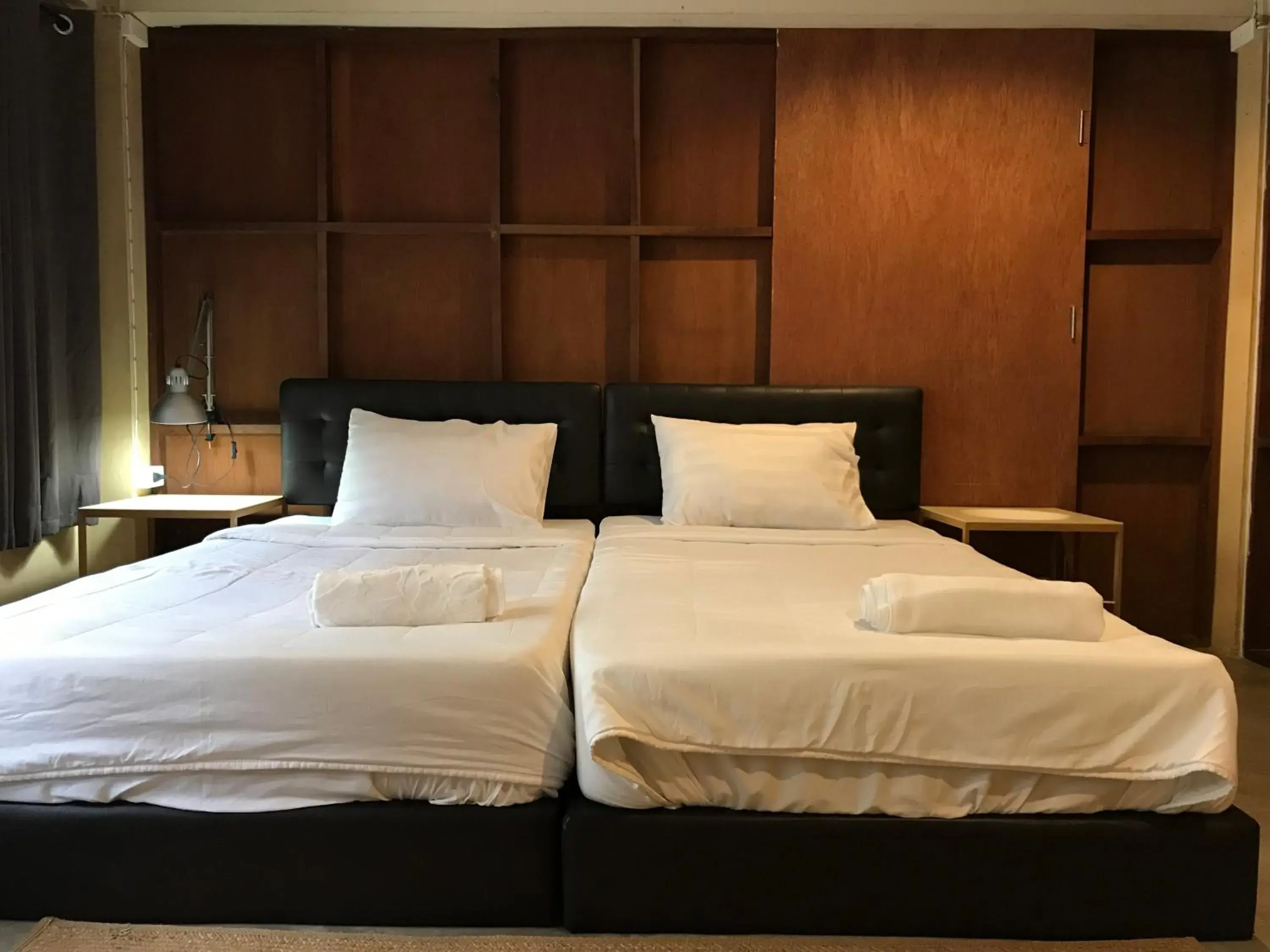 Standard Double Room with Shared Bathroom in Boundary Hostel and Cafe Standard Double Room with Shared Bathroom in Boundary Hostel and Cafe