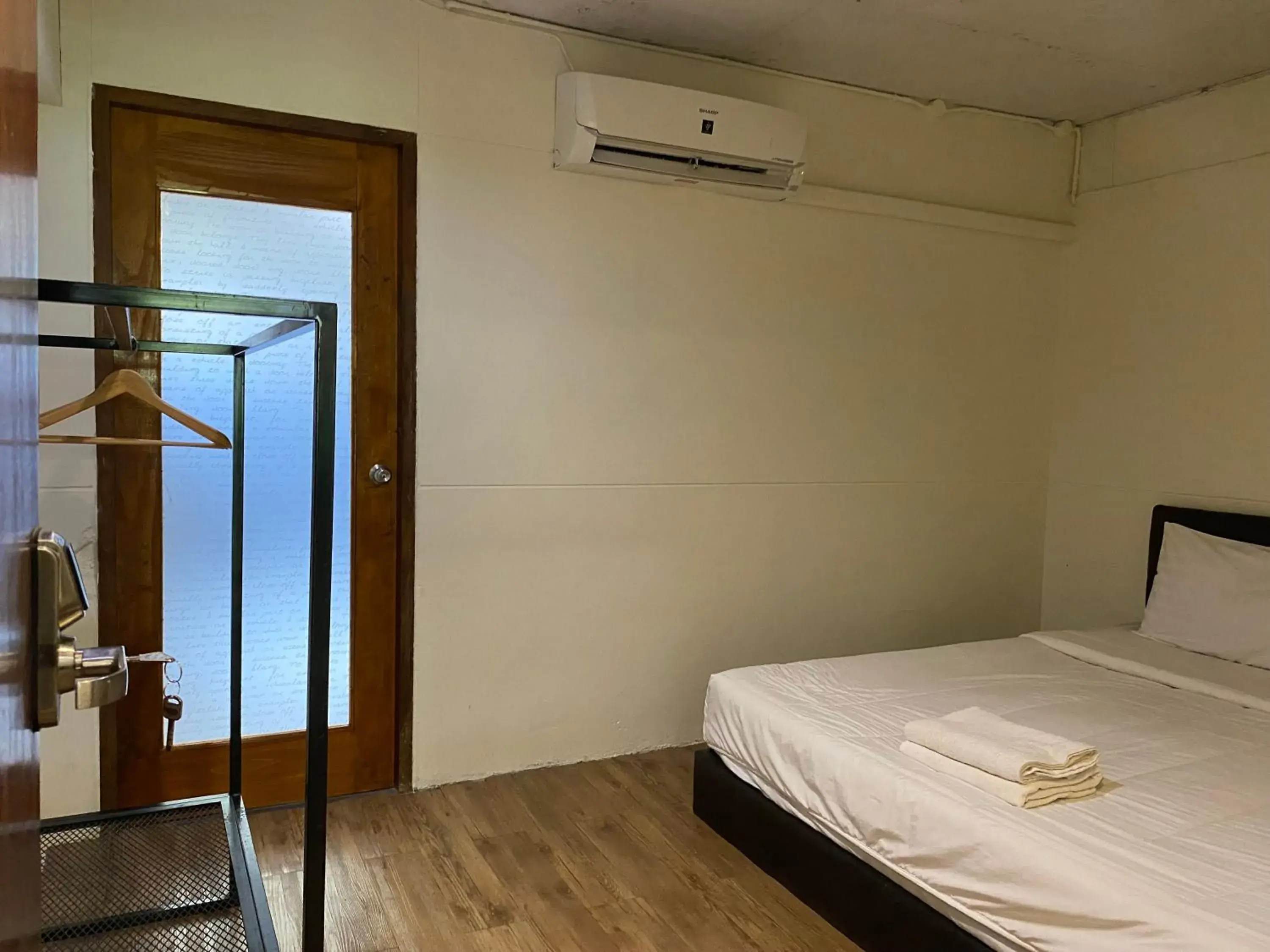 King Room in Boundary Hostel and Cafe King Room in Boundary Hostel and Cafe