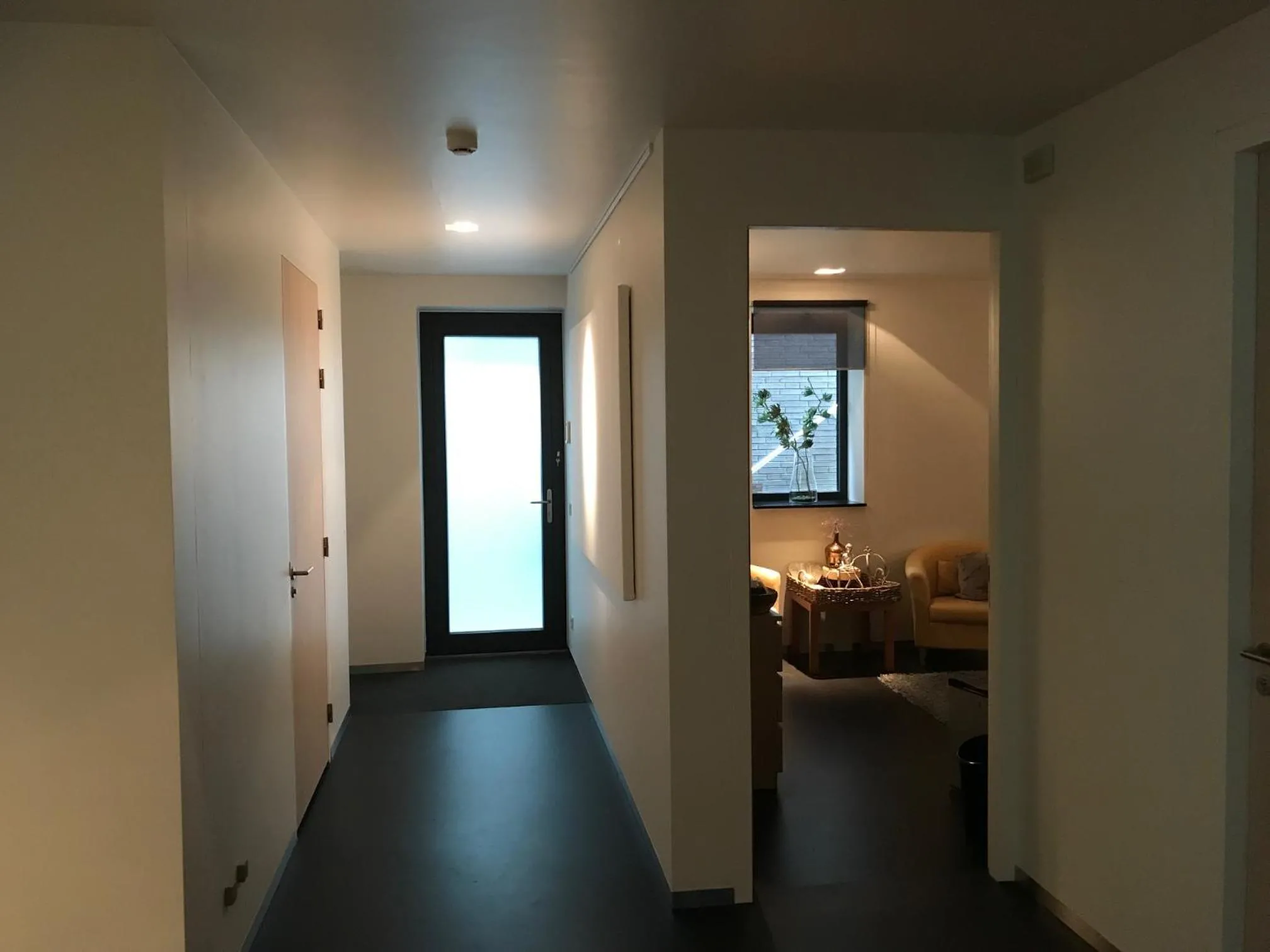 Facade/entrance in WK12 Suite
