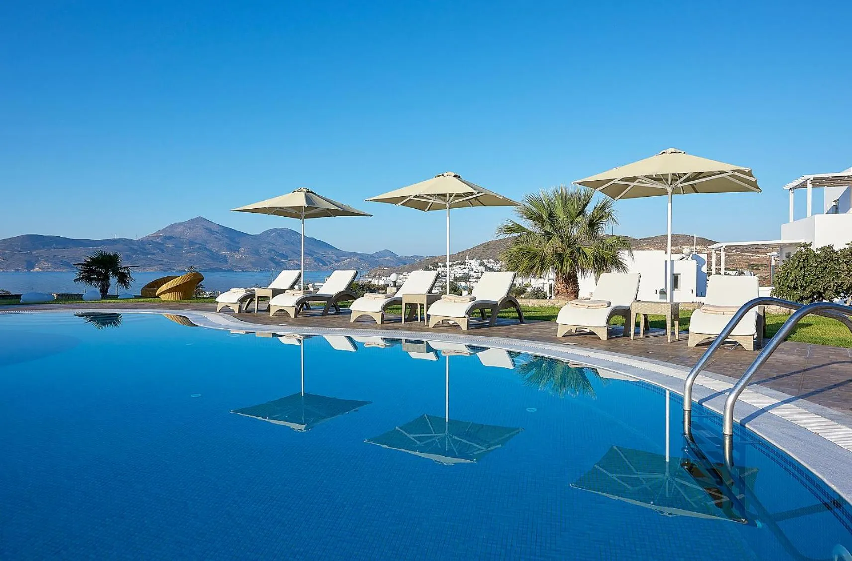 Patio in Santa Maria Village Resort & Spa