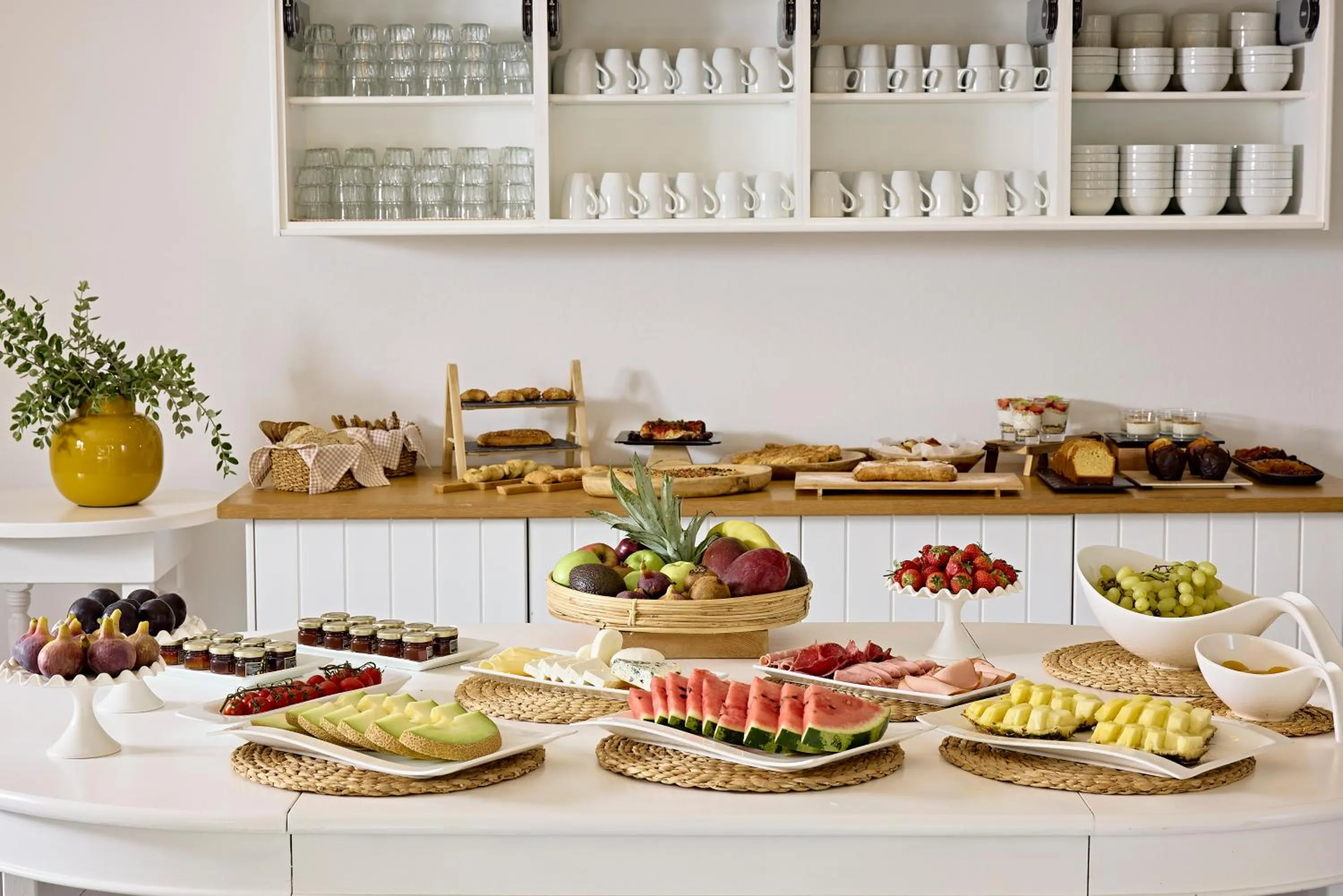 Breakfast in Santa Maria Village Resort & Spa